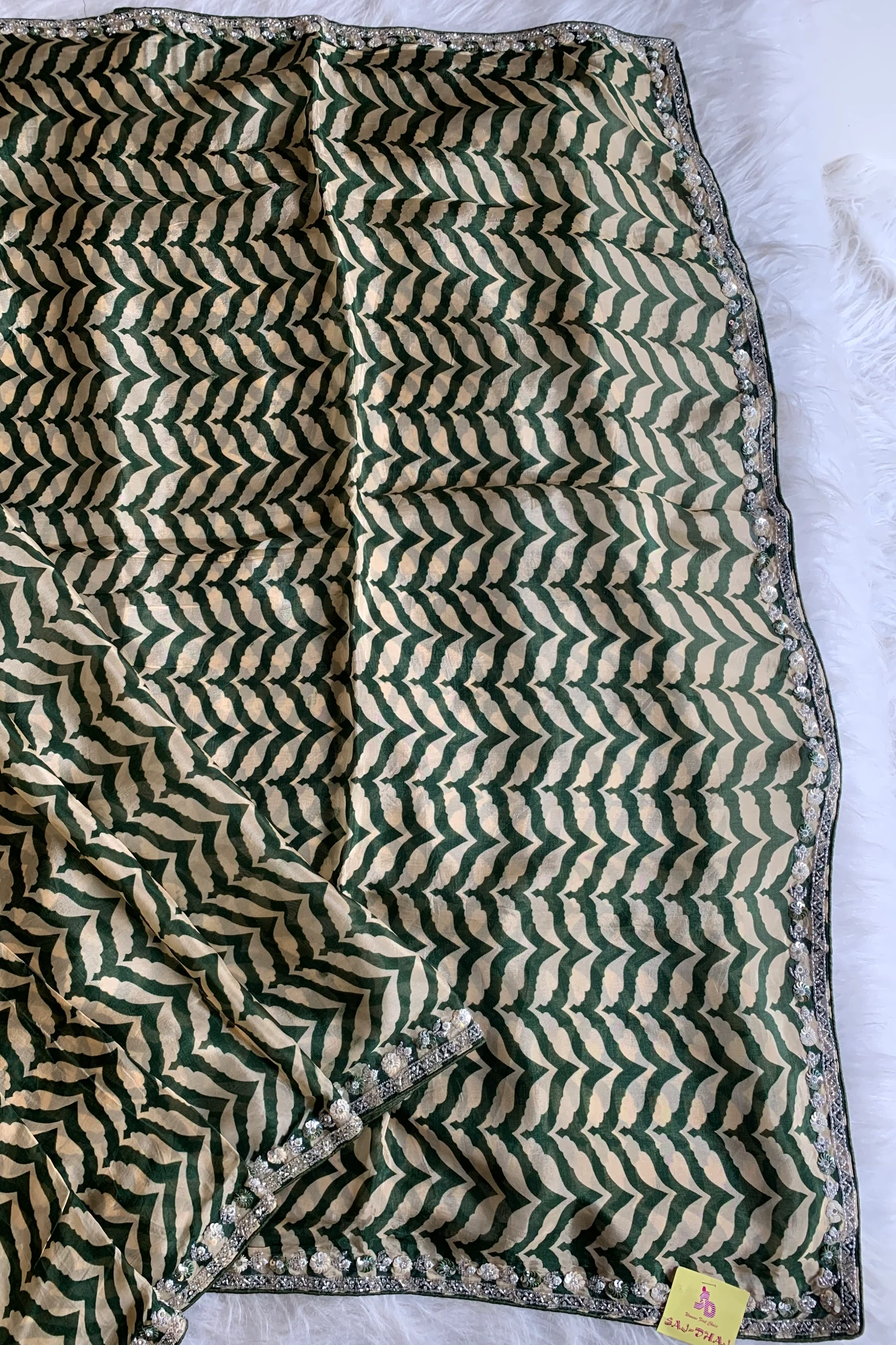 Printed Embellished Organza Saree 4928 06