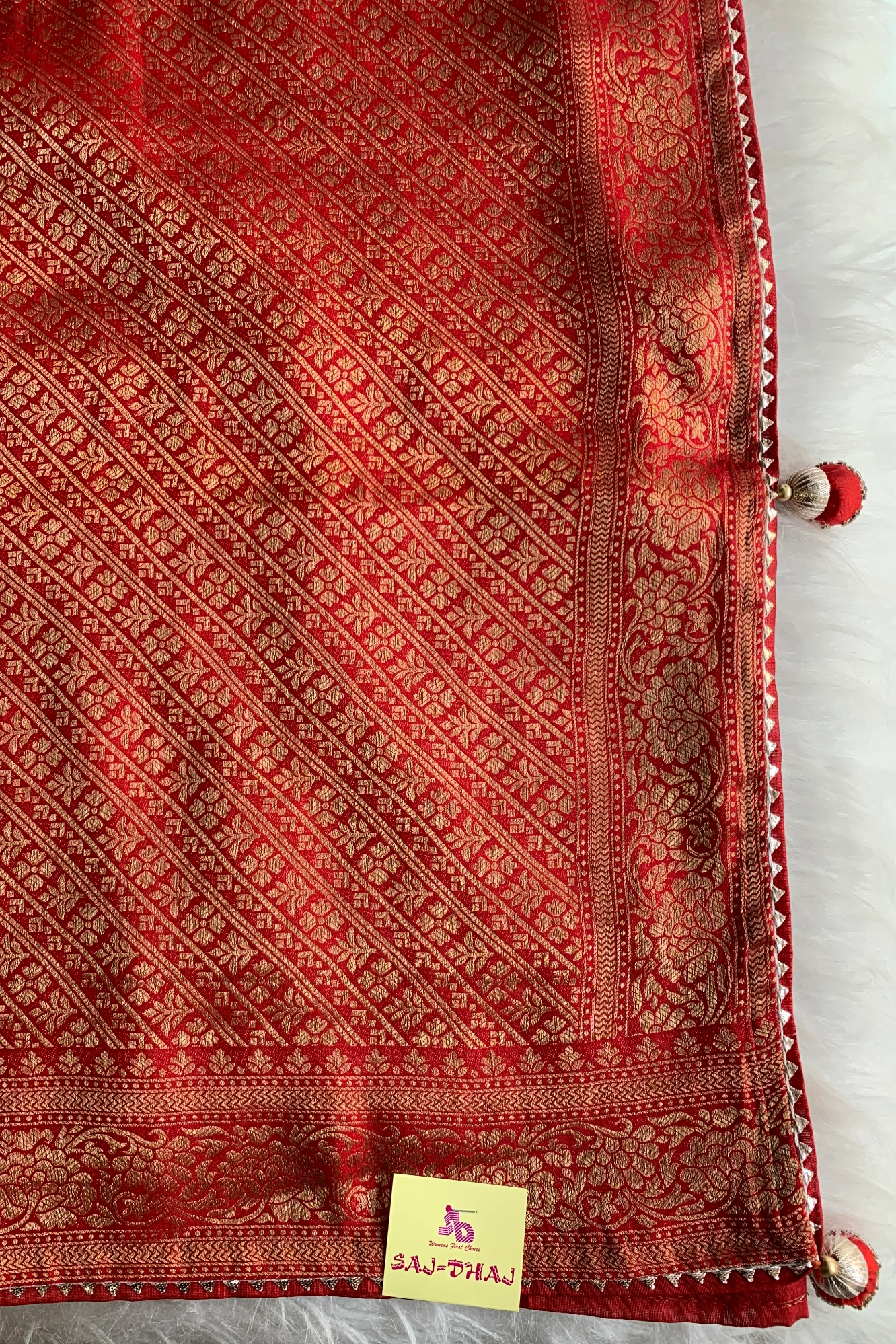 Red Traditional Banarasi Saree 5763 14
