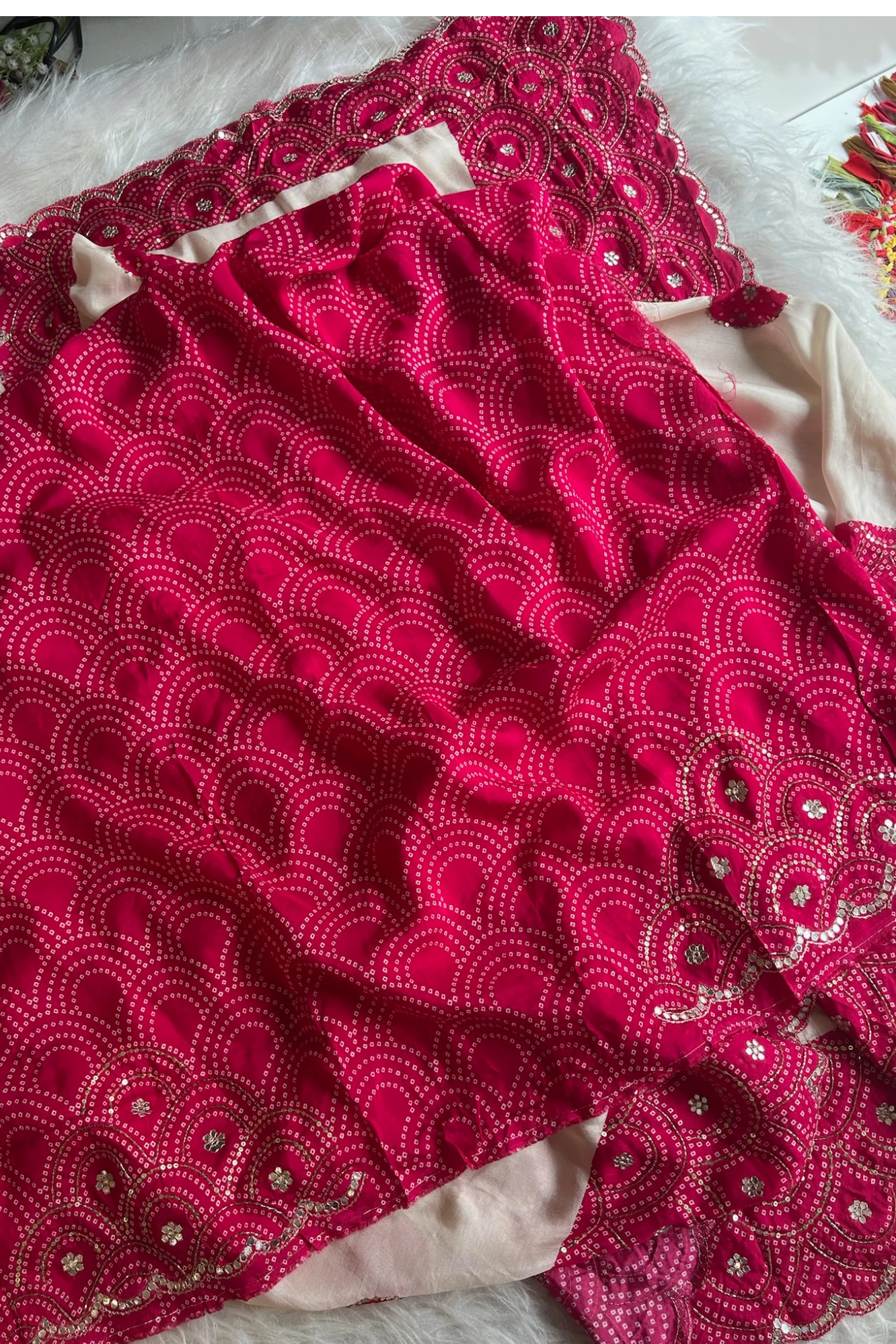 Ivory Bandhej Border Saree 5700 04