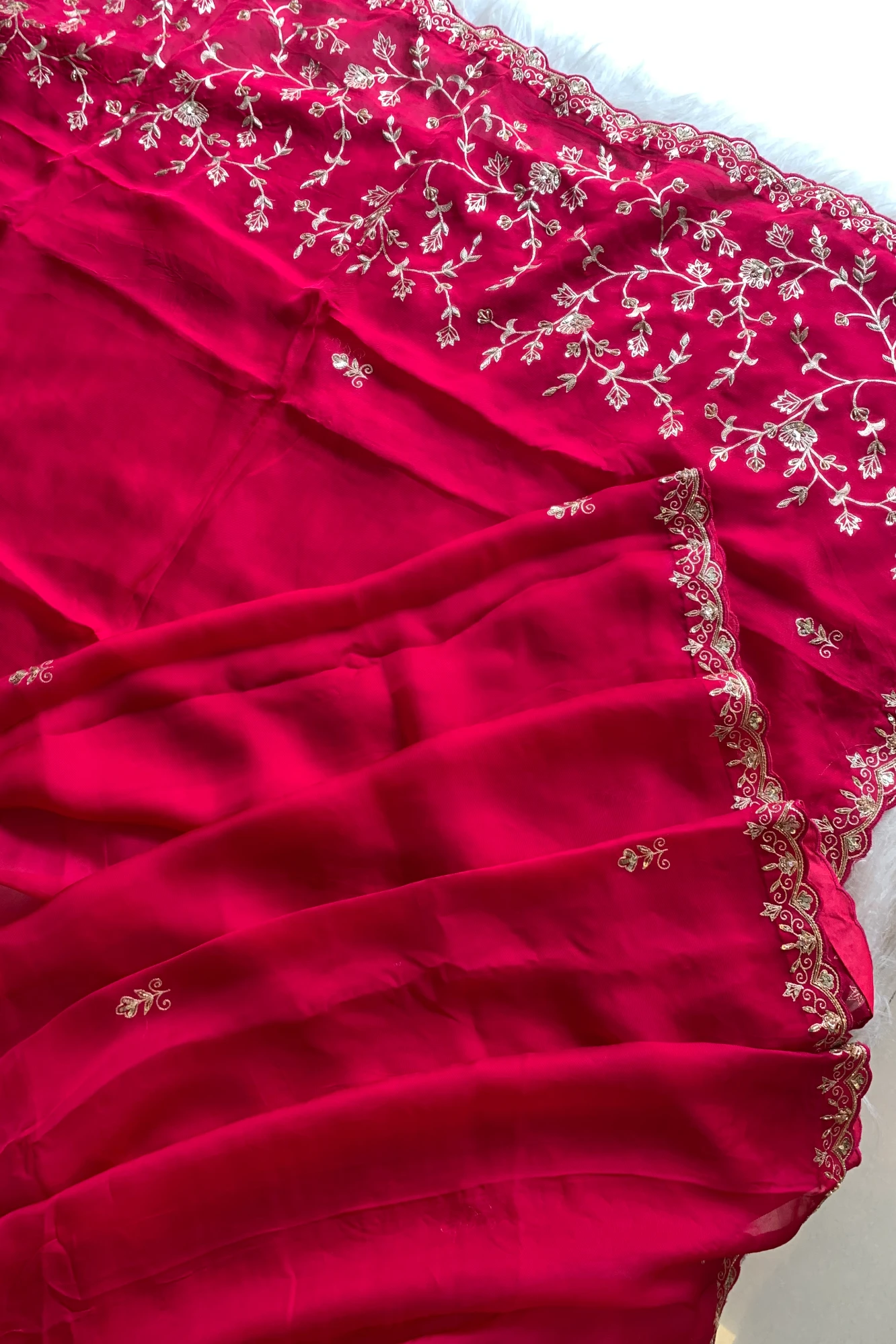 Pink Aari Lilly Silk Saree 5848 06