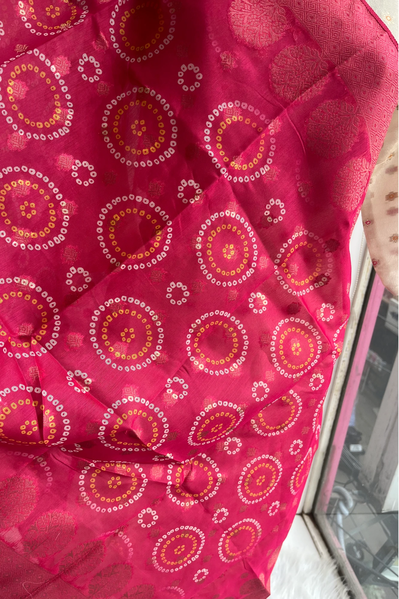 Ivory Banarasi Silk Kurti with Zardosi & Pearls – Set with Rani Pink Dupatta & Pants 5371 11 (42)