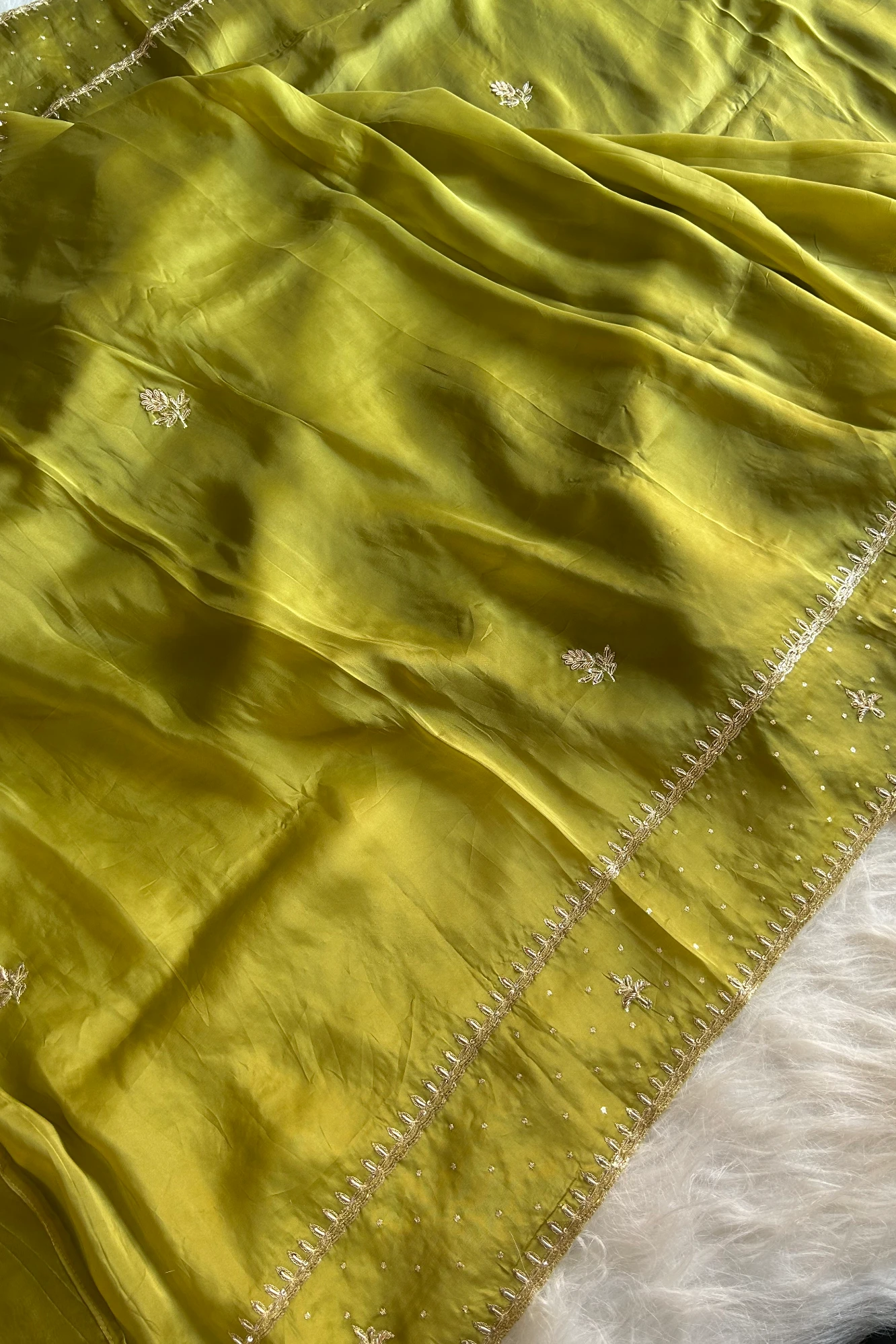 Parrot Green Habutai Saree 5764 18