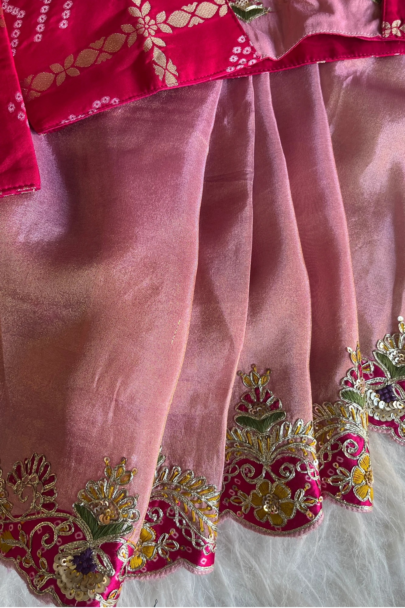 Blush Pink Tissue Saree with Bandhej Border Work 5772 12