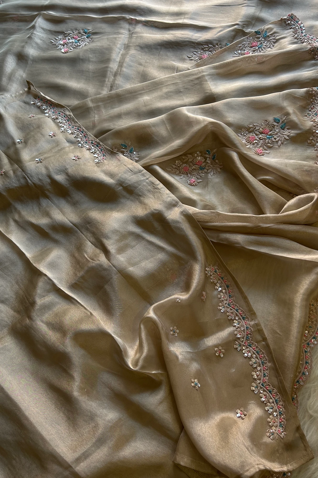 Beige Pure Tissue Saree 5847 05