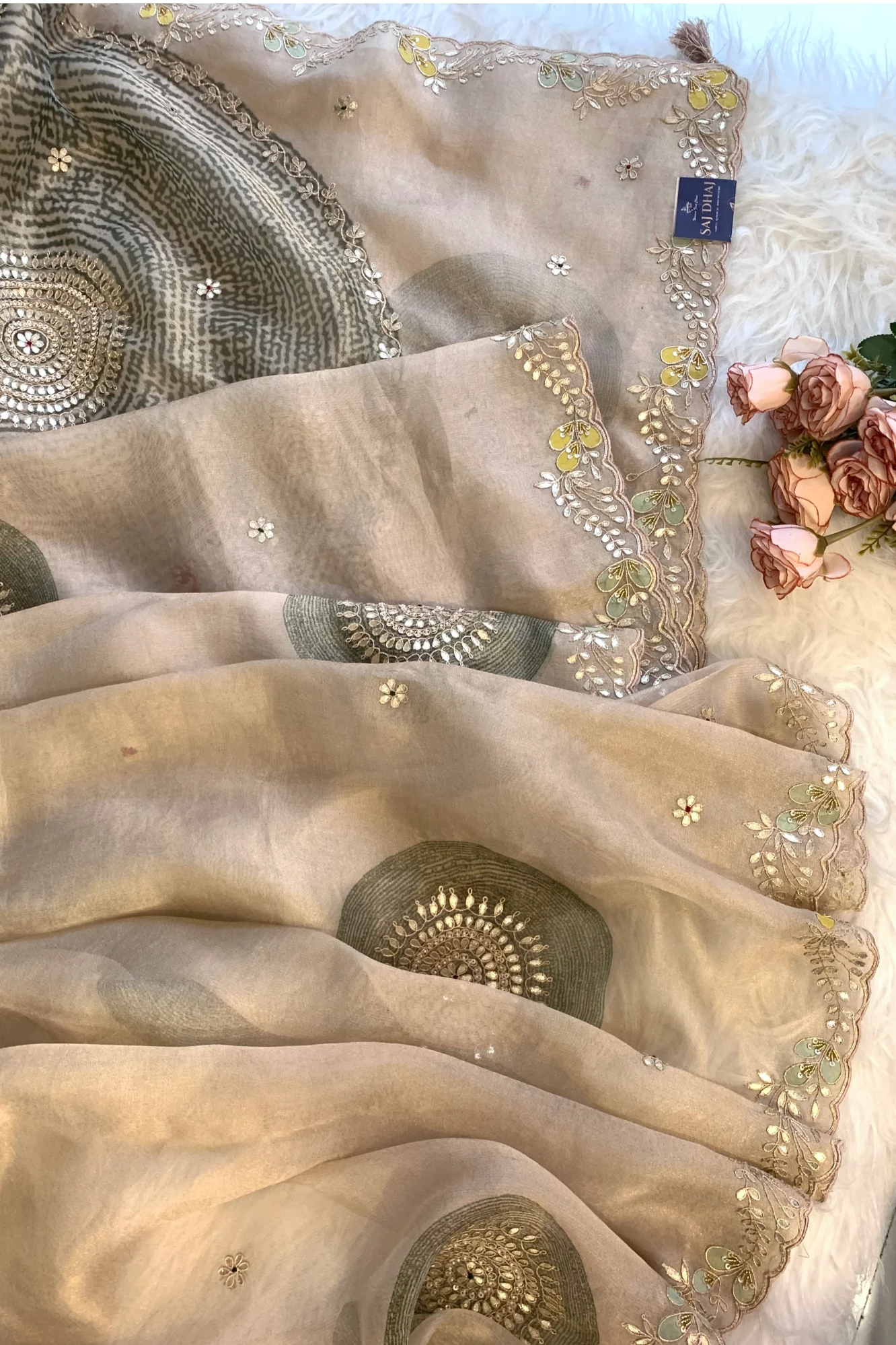 Gota Patti Organza Saree with Tie Dye Effect (beige+Green) 5838 01