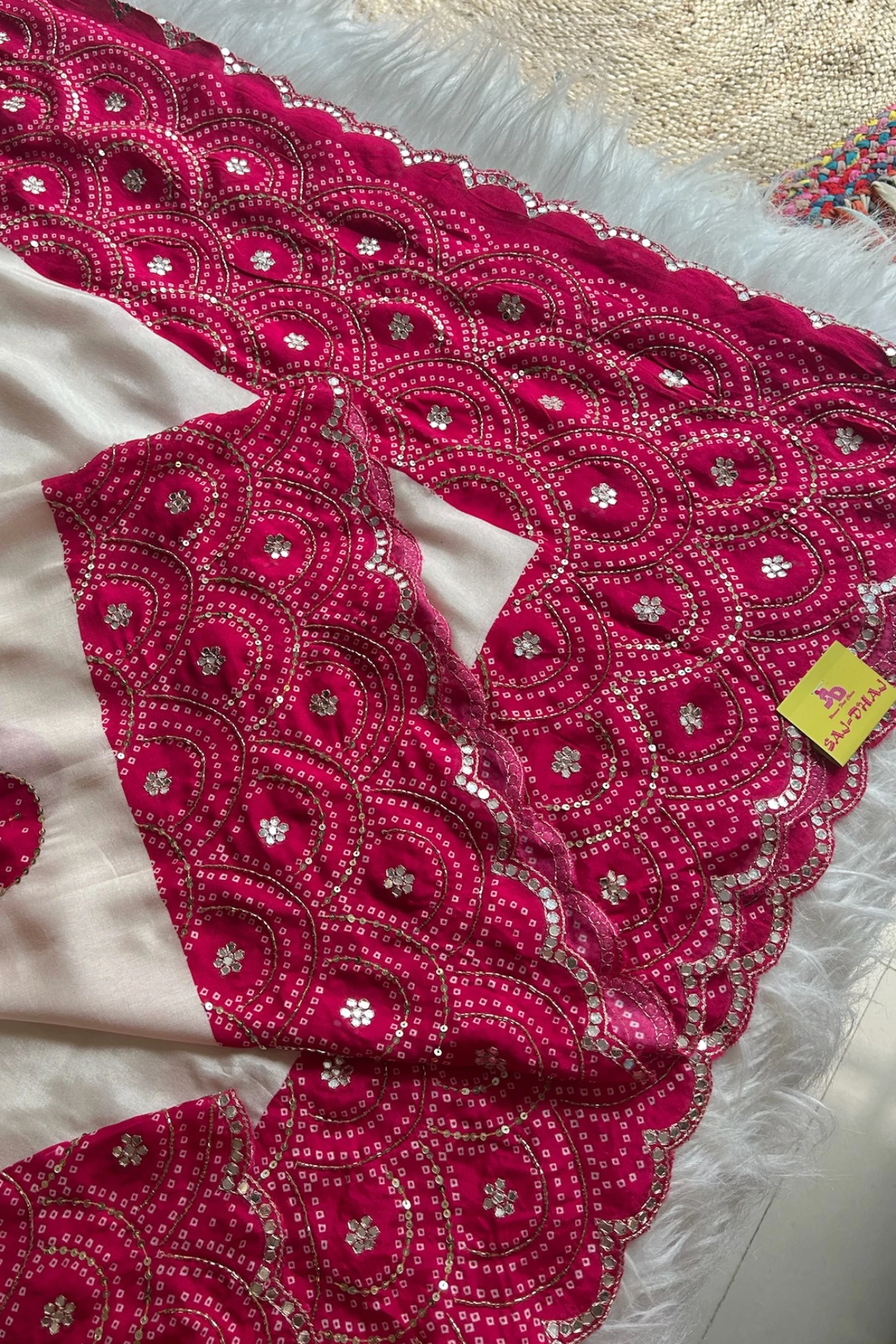 Ivory Bandhej Border Saree 5700 04