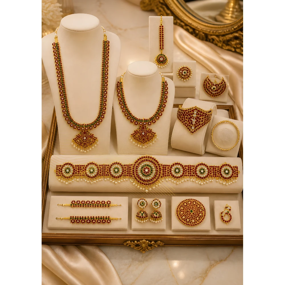 Shri Kalaivani - Ornaments Set
