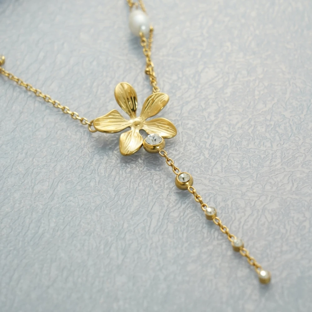 Regal Accent Necklace