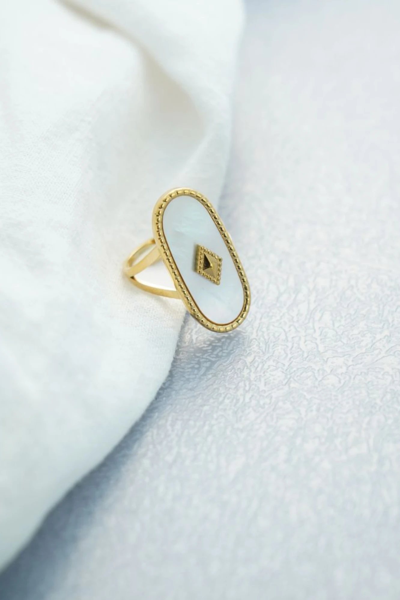 Luxe Twist Ring