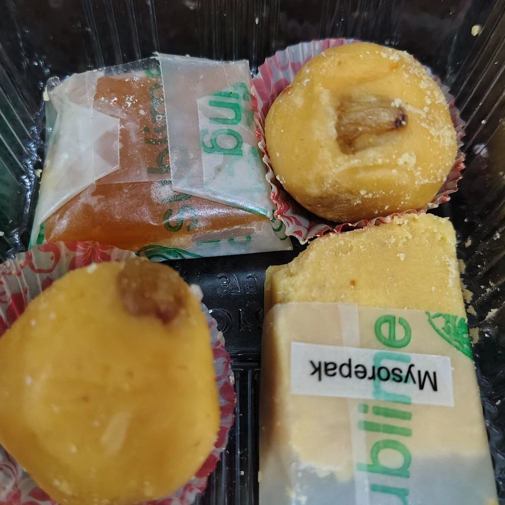Diwali sweet sample box