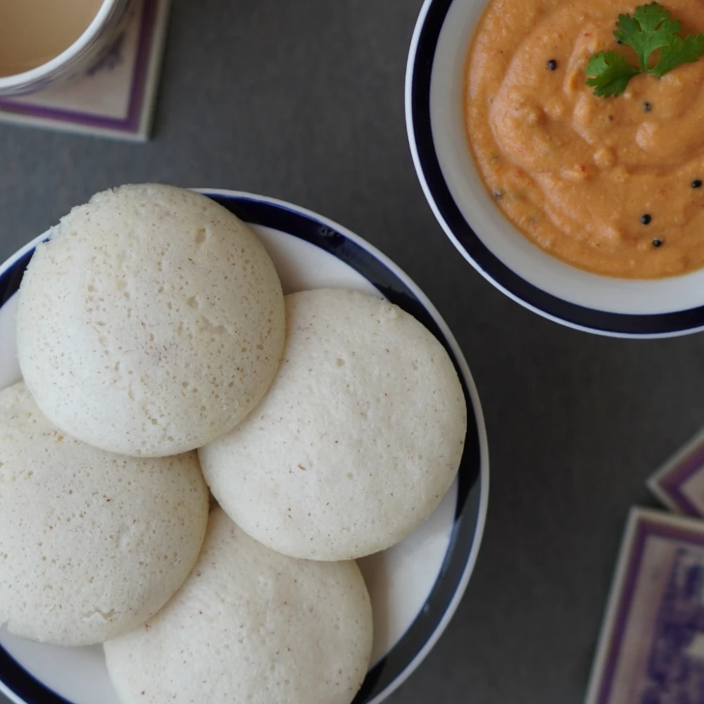 Sat Morn - Idli (500 gms) + Dosa (500 gms) + Vada (450 gms) + tomato Chutney (200 gms)