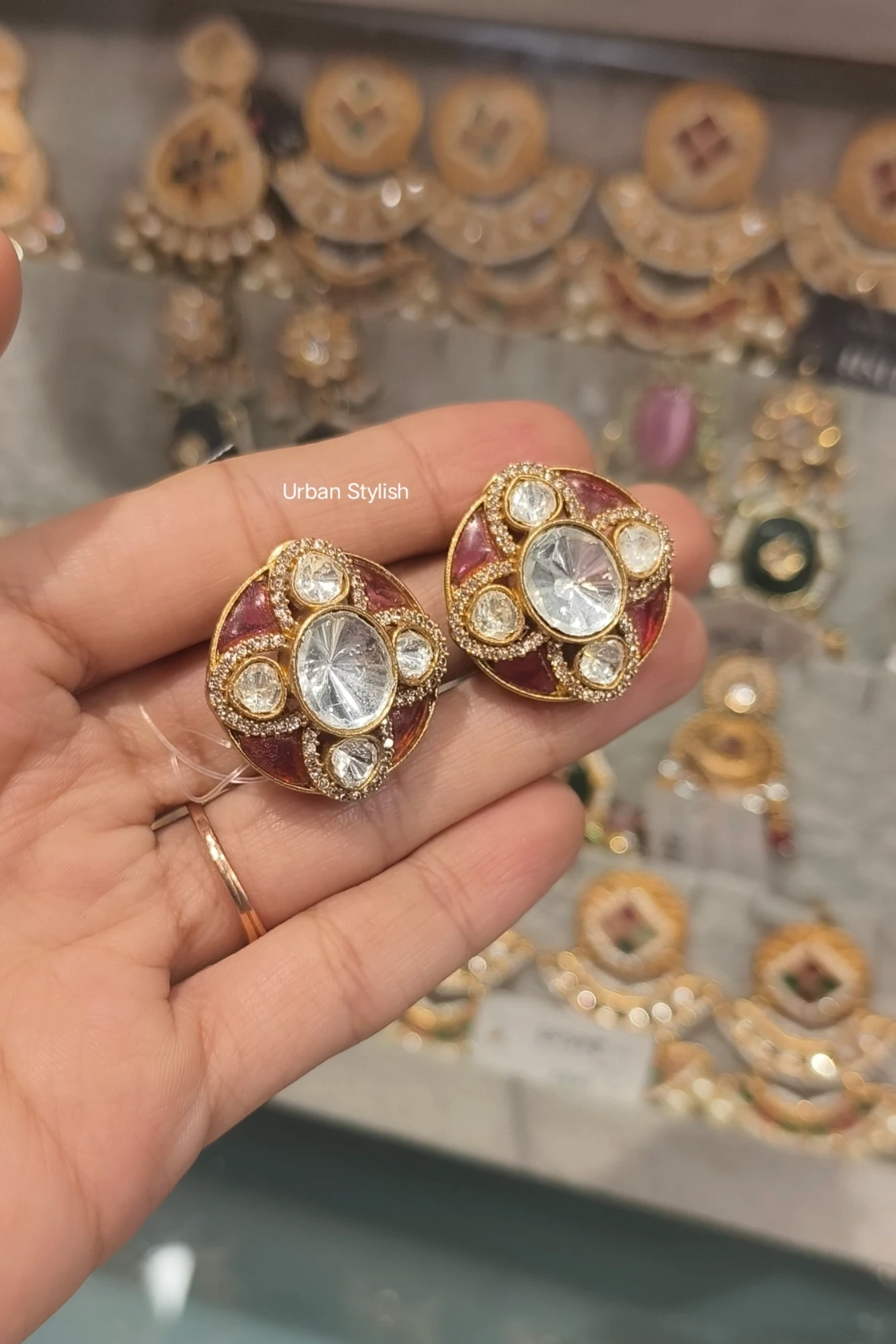 HAFSA MOSSIONITE STUDS