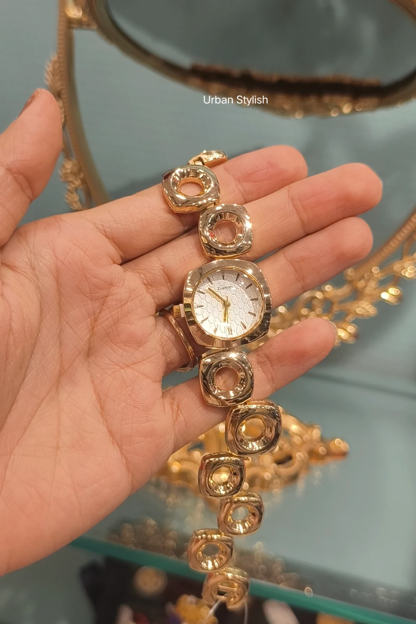 GOLDEN GRACE FANCY WATCH (16A)