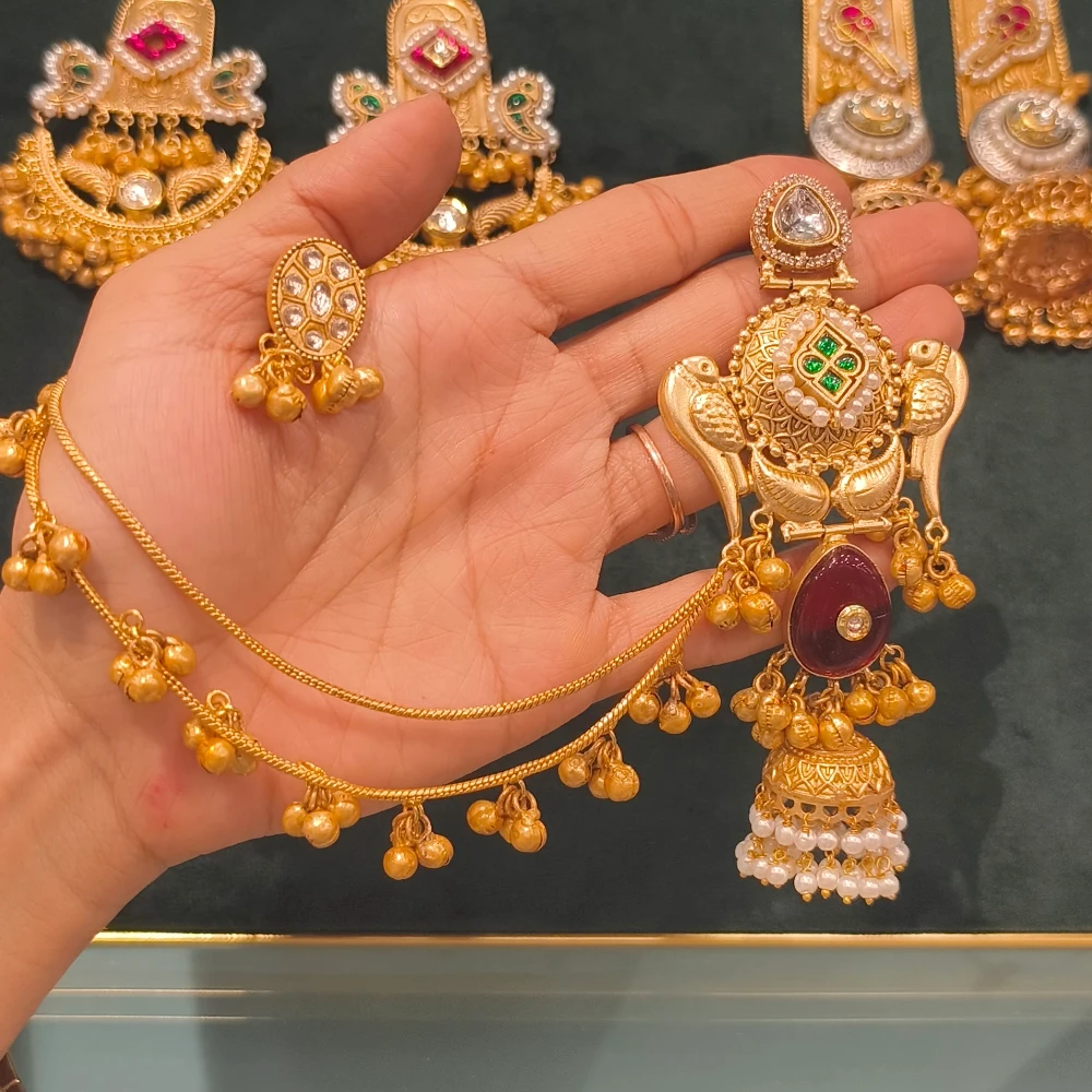 IMAN PACHI KUNDAN MEHROON GOLDEN REPLICA KASHMIRI EARRINGS