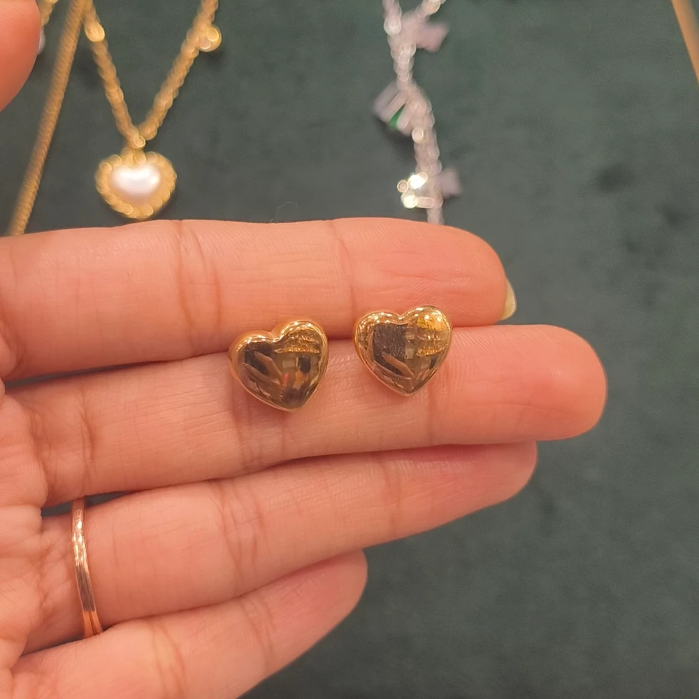 MINI HEART EARRINGS