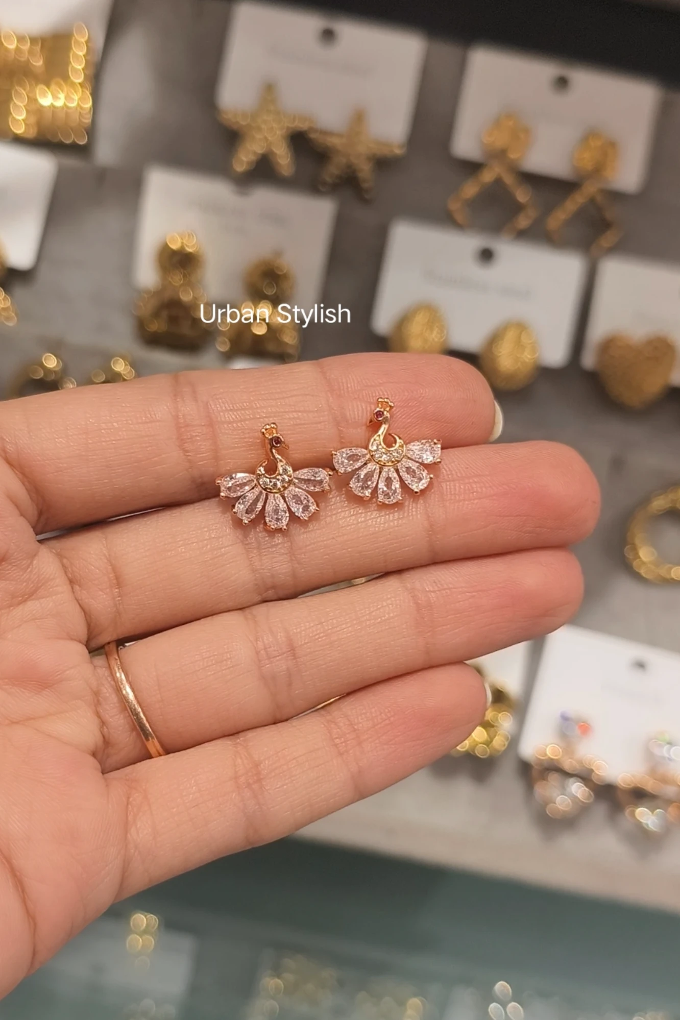 PEECOCK FANCY EARRINGS