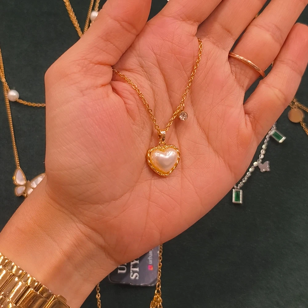 PEARL HEART CHAIN