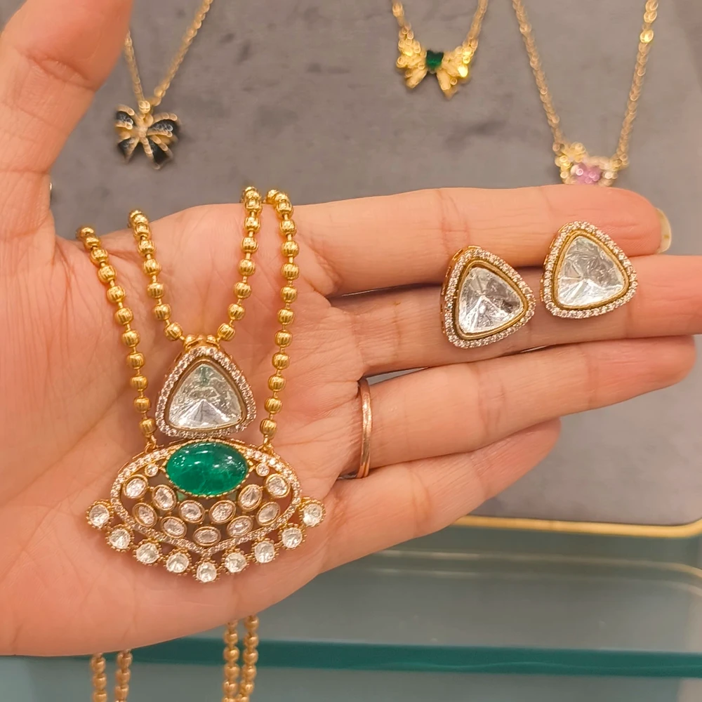 MOISSANITE NECKLACE WITH EARRINGS