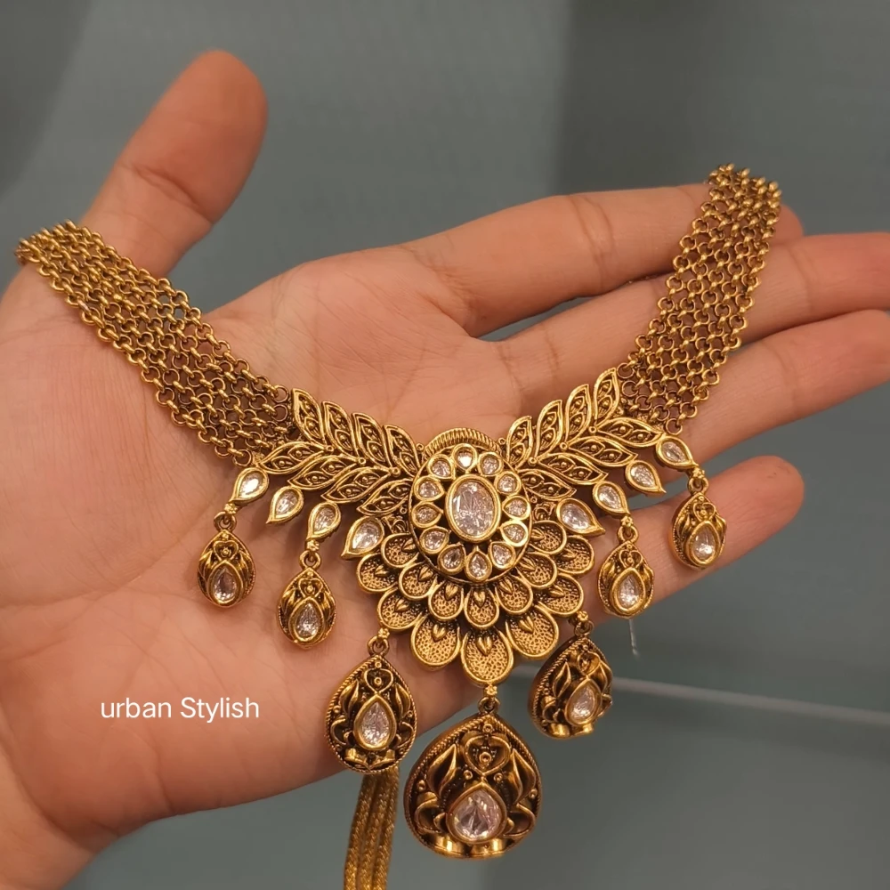 HAMZA ANTIQUE GOLD PLATED NECKLACE WITH EARRINGS