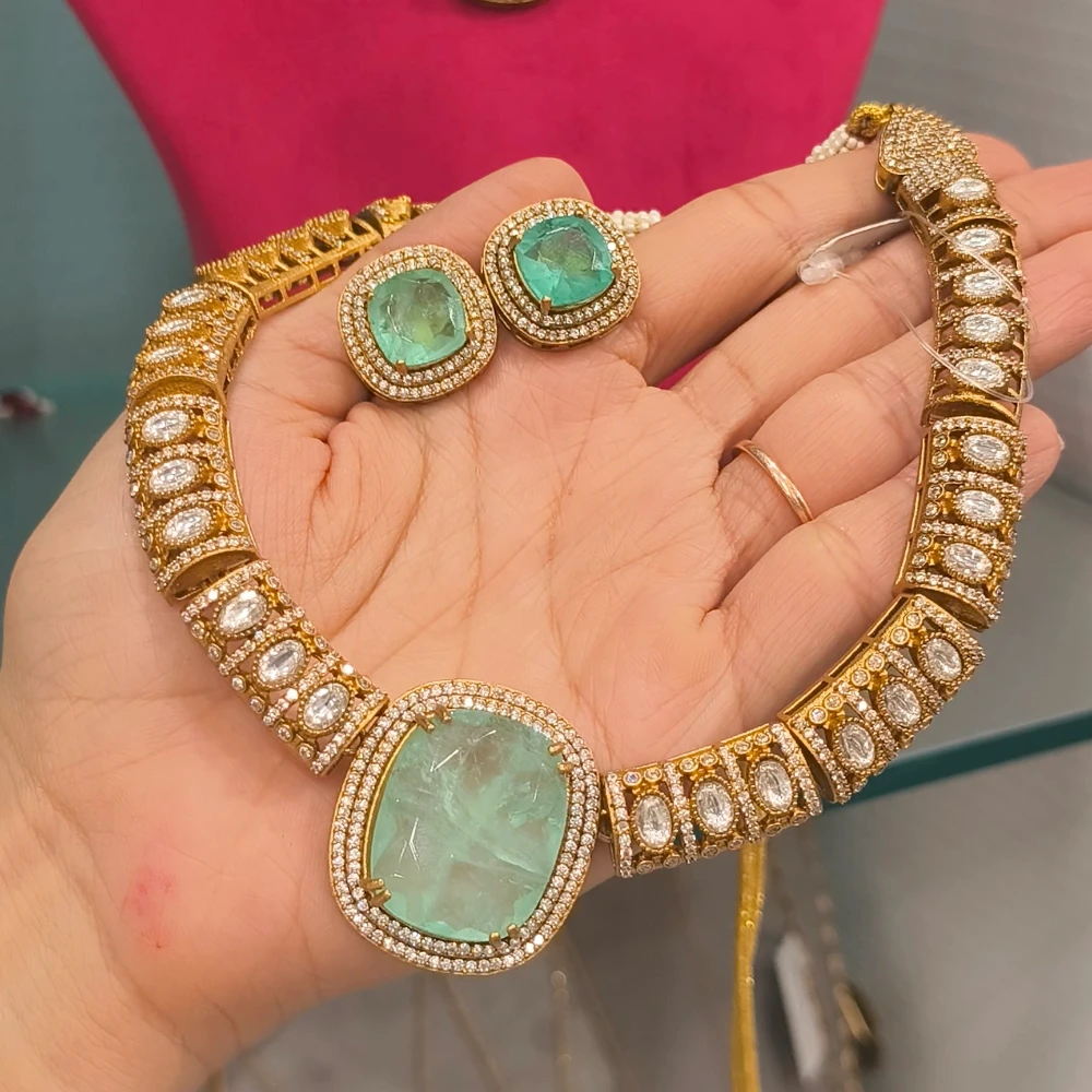 AZIZA SEA GREEN MOISSANITE  DOUBLET NECKLACE
