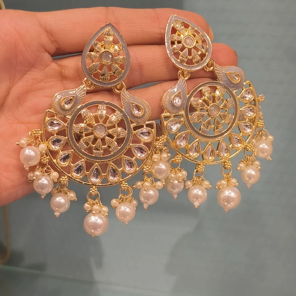 GREY KUNDAN EARRINGS