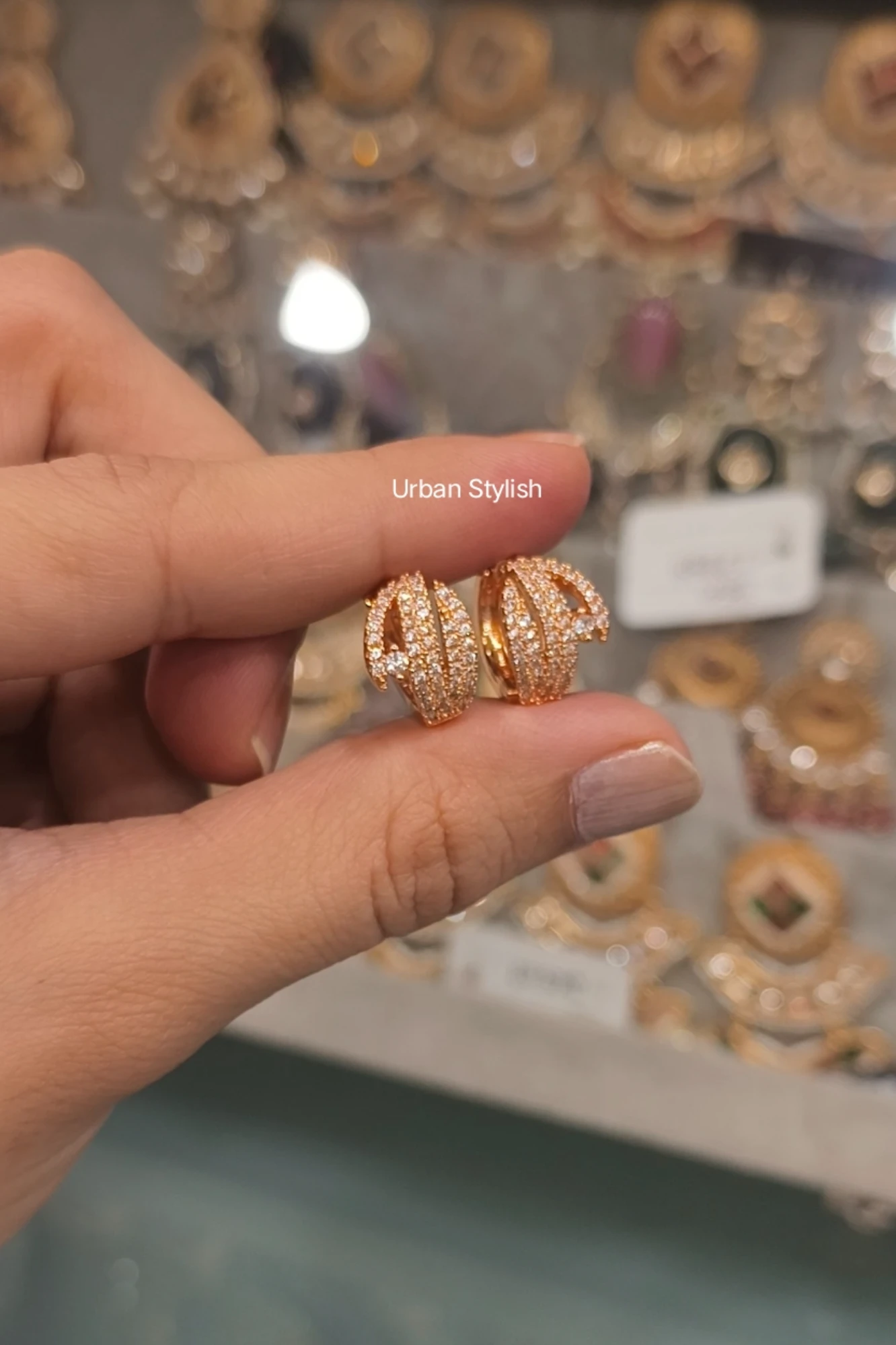 AYZAL DAILY WEAR HOOP EARRINGS