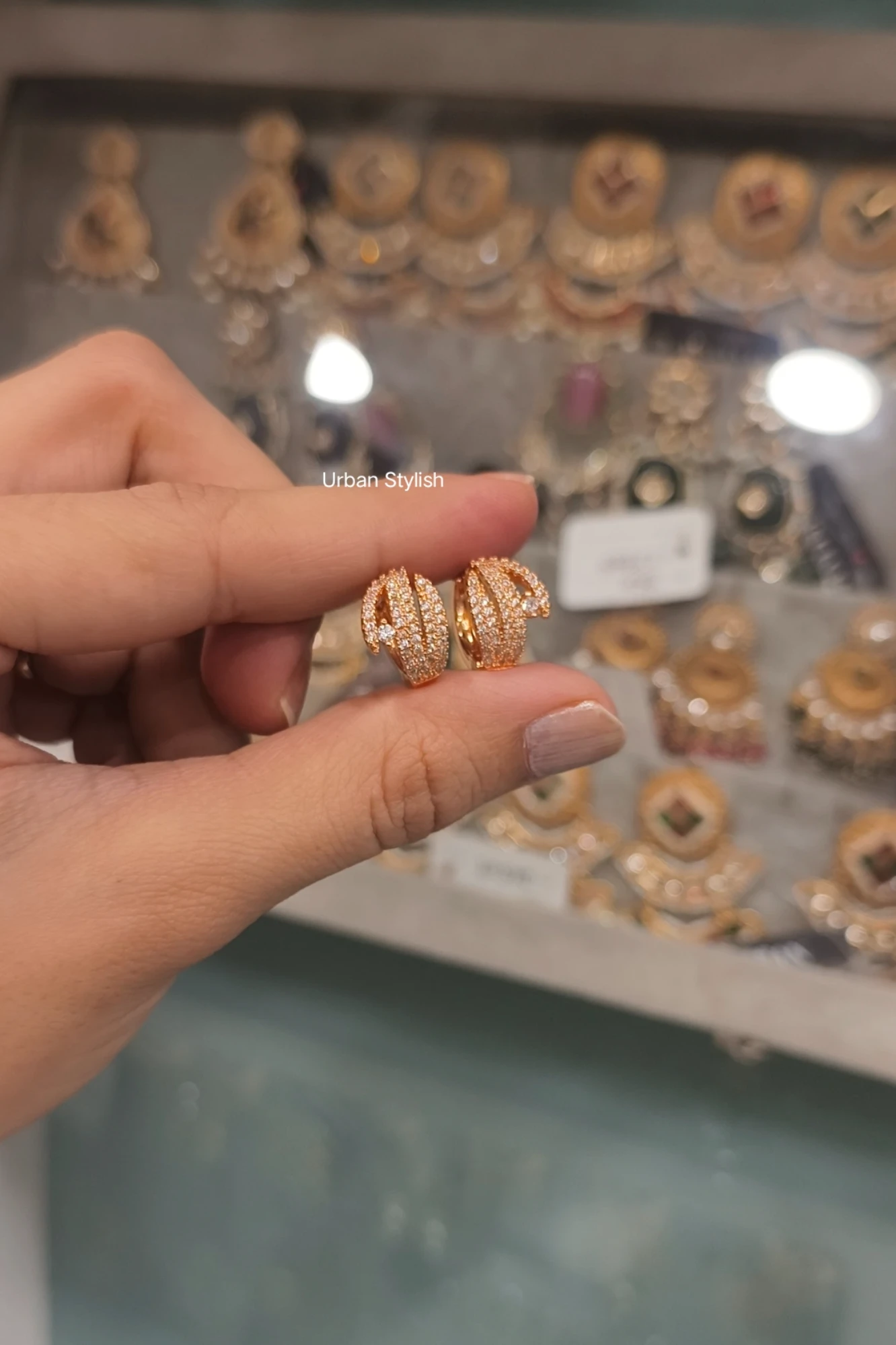 AYZAL DAILY WEAR HOOP EARRINGS
