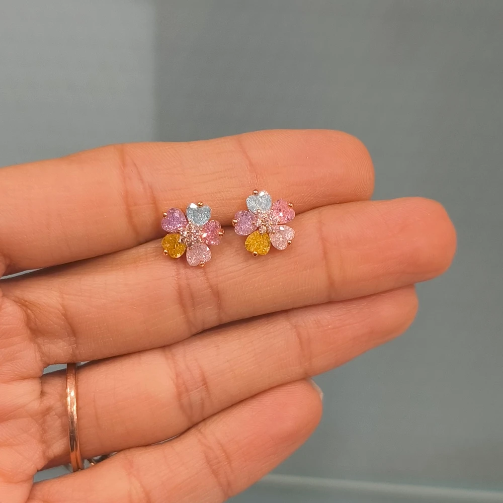 MEENA FLOWER STUD
