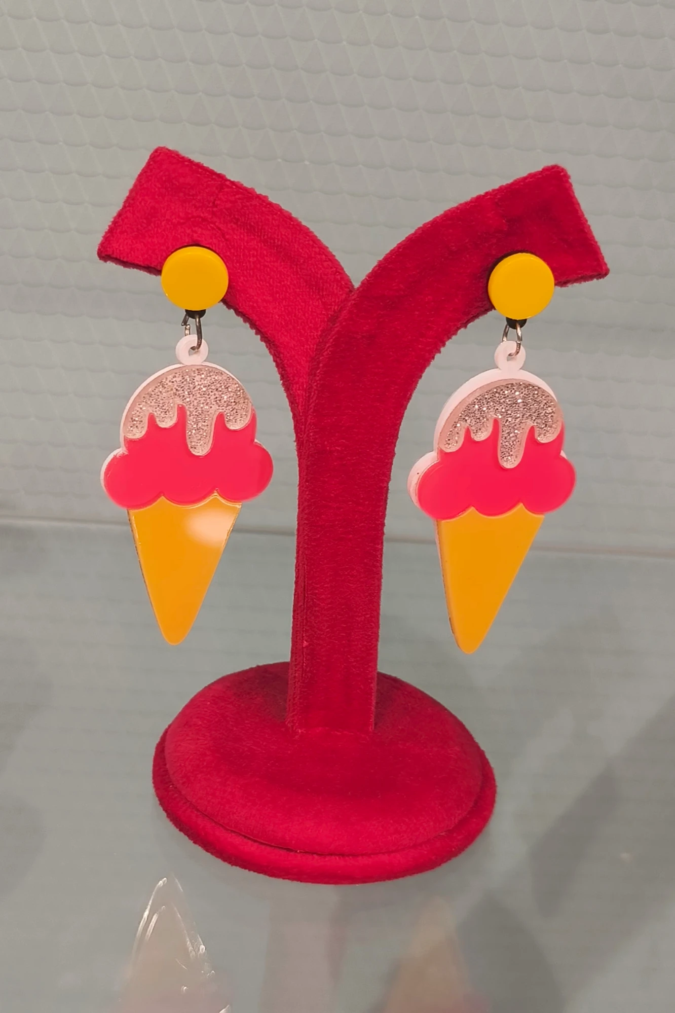 PINK ICECREAM FUNKY EARRING