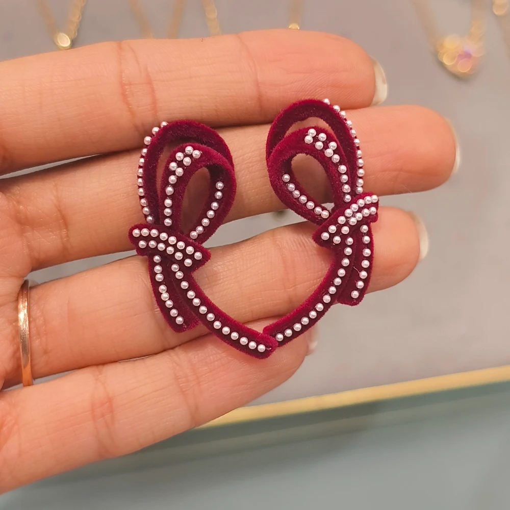 KNOT EARRINGS