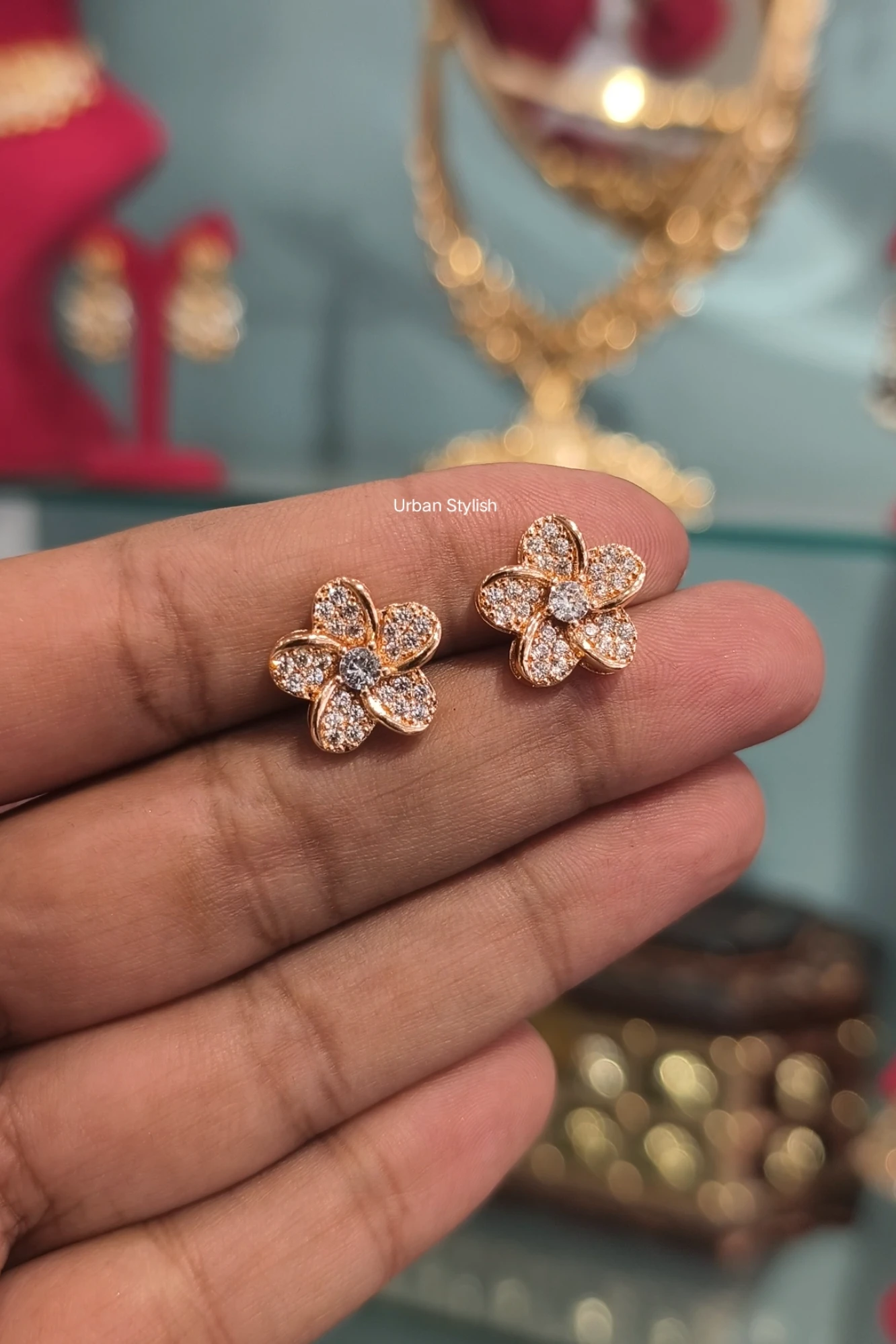 INSHA AMERICAN DIAMOND STUDS