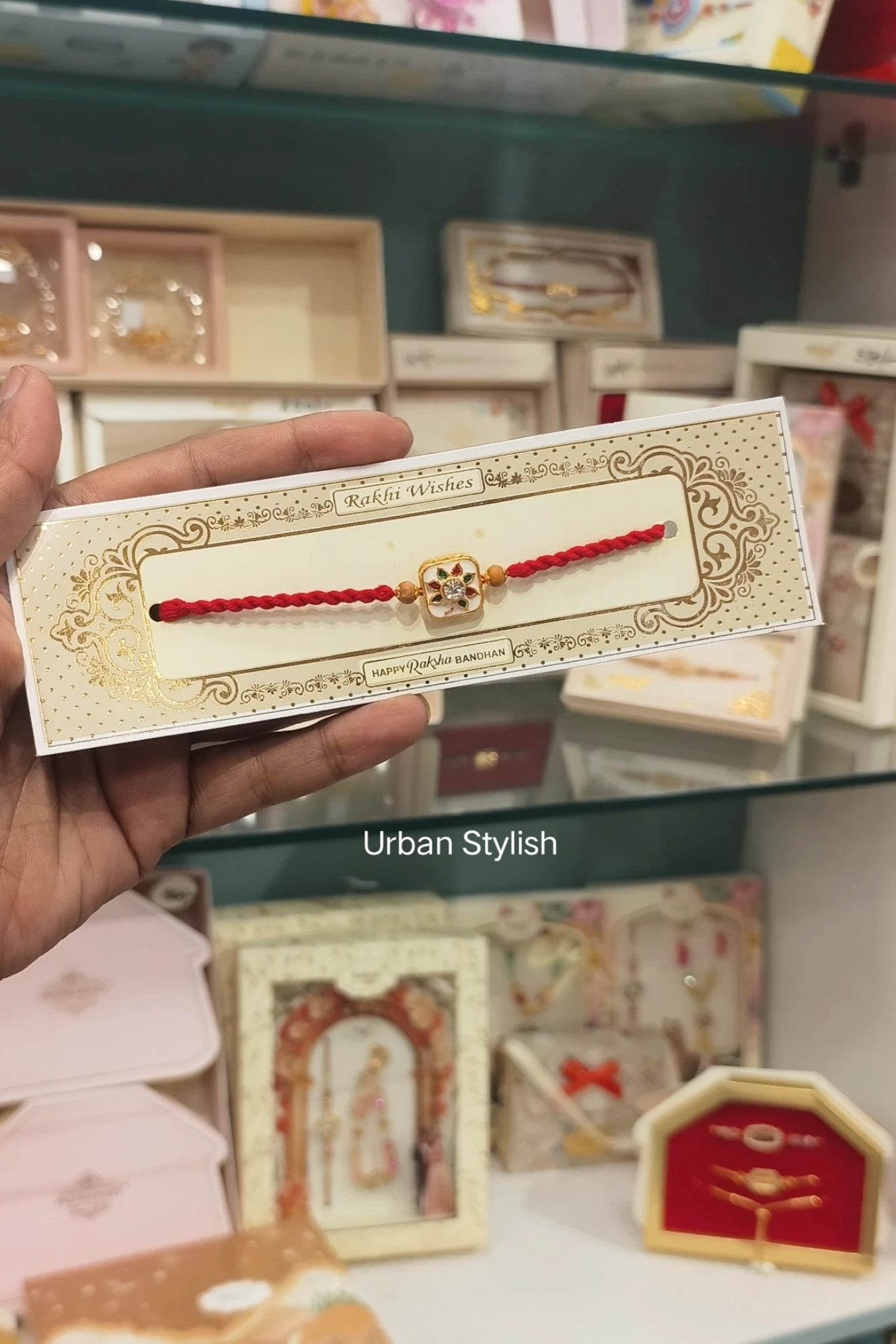 RED GOLDEN THREAD RAKHI (A32)