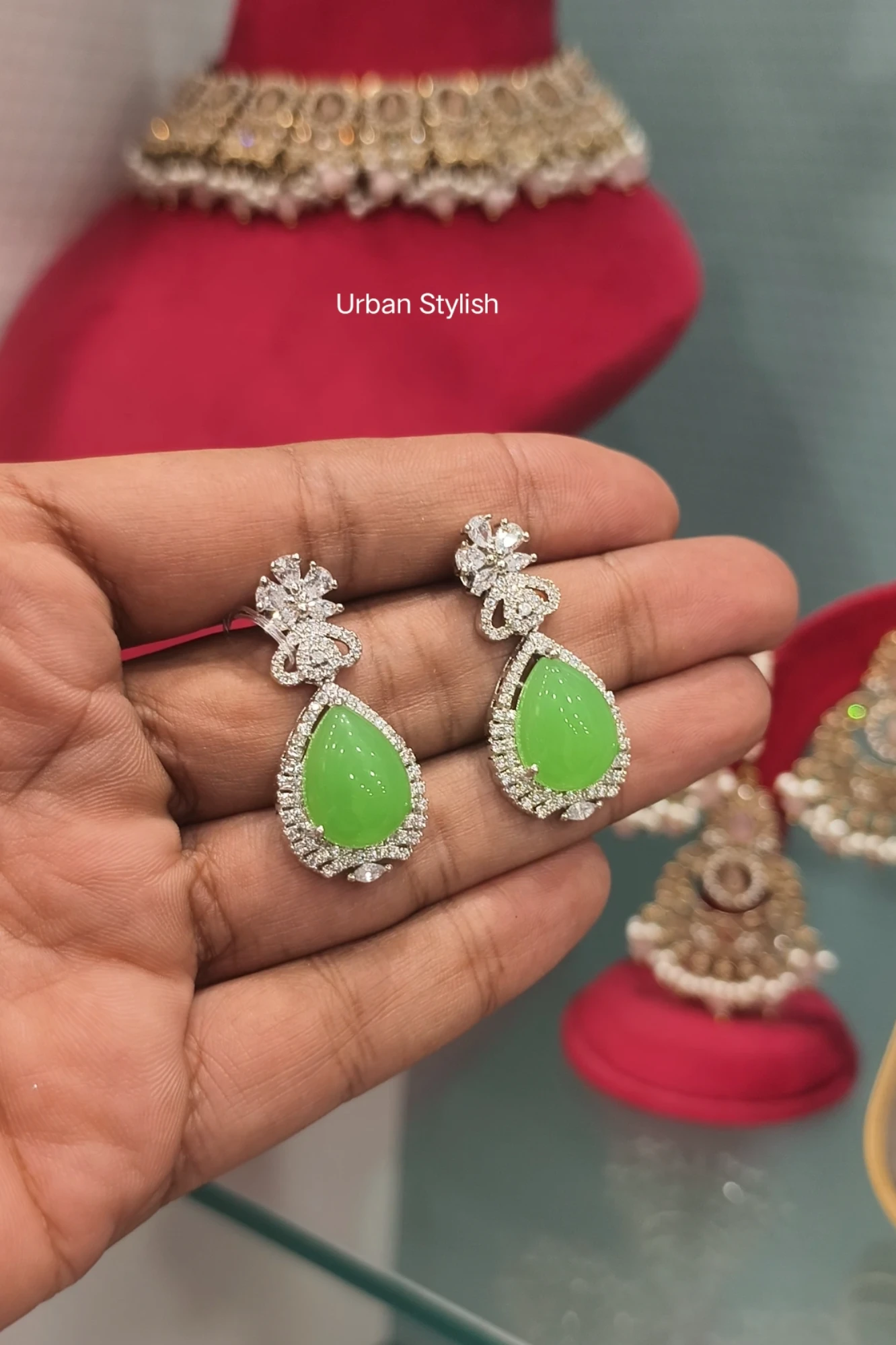 AFSANA GREE AD EARRINGS