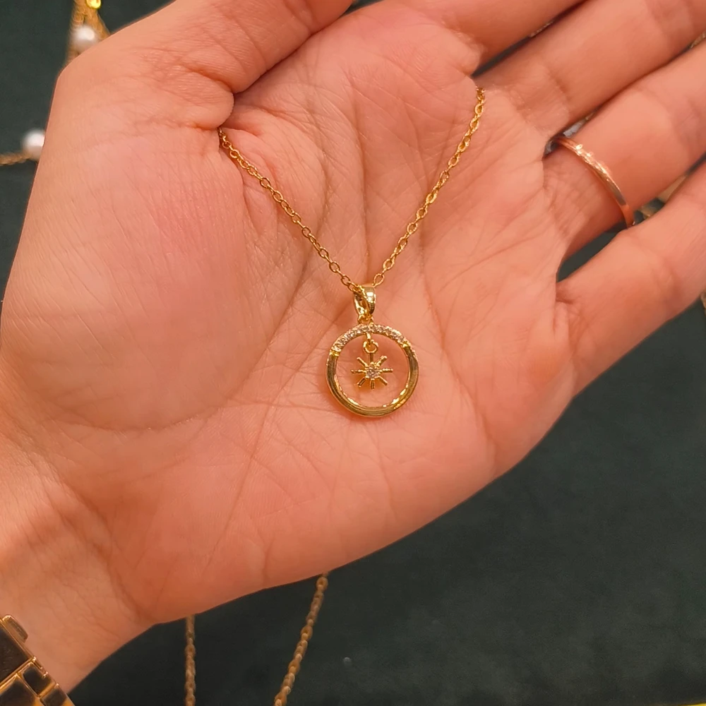 MINI STAR CIRCLE CHAIN