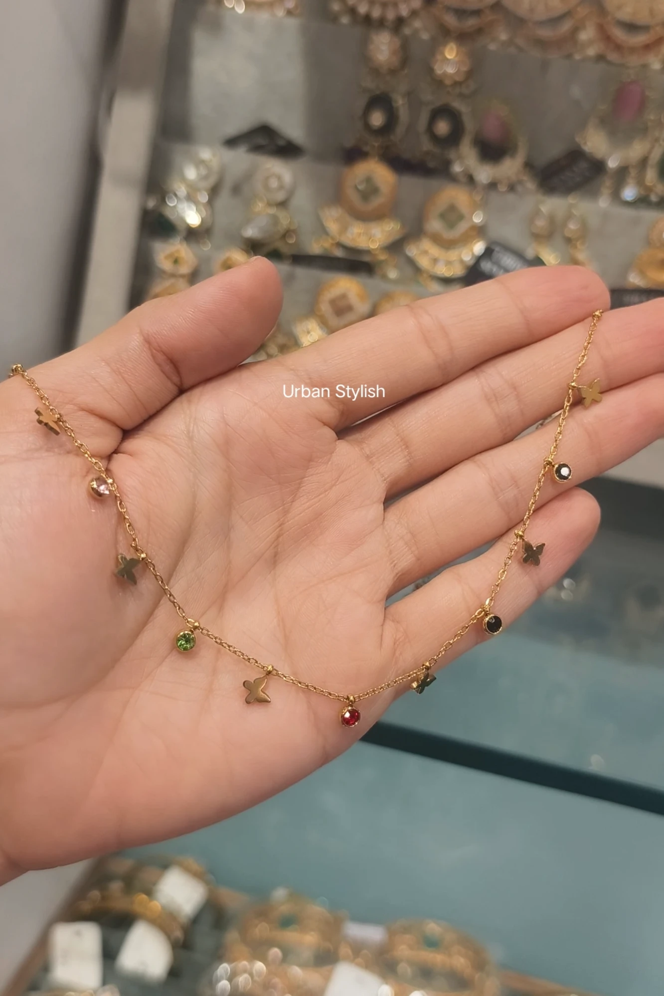 IRIS FANCY CHAIN