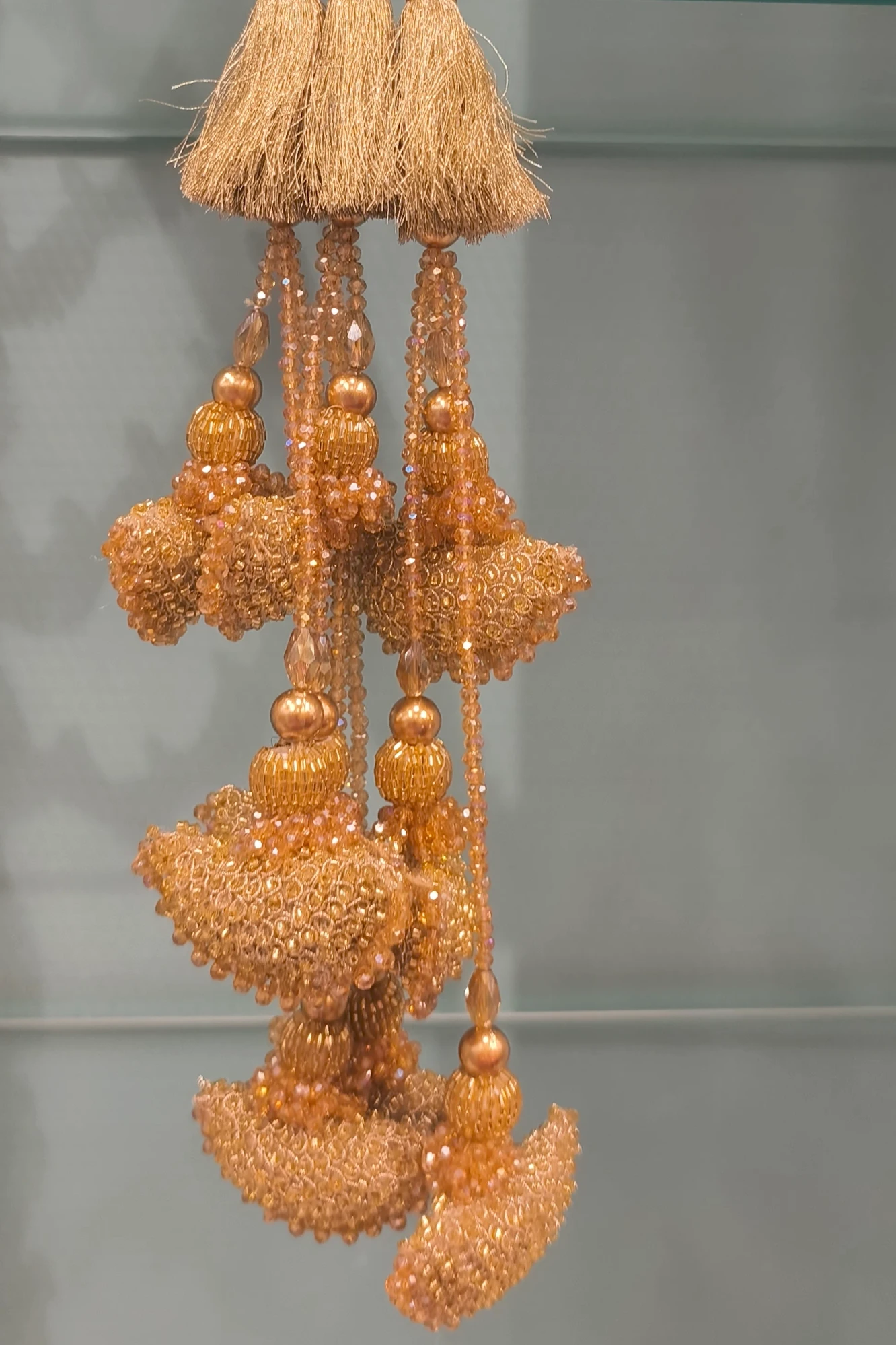 SAZIA GOLDEN CRYSTAL PARANDHA