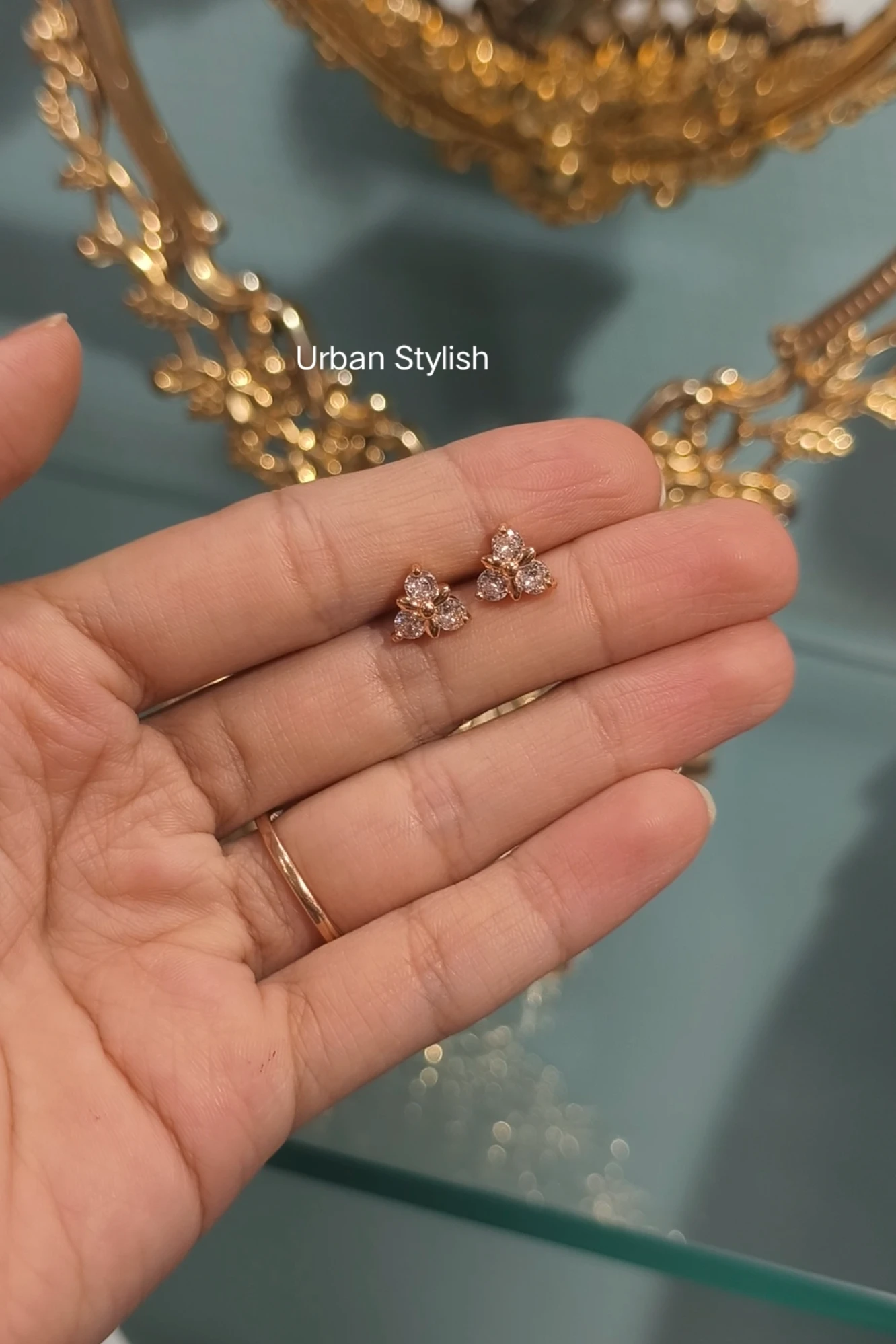 BUTTERFLY STUDS (A6)