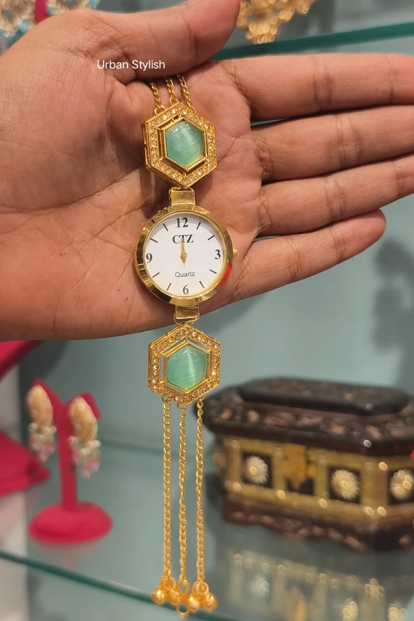 JANNAH KASHMIRI WATCH