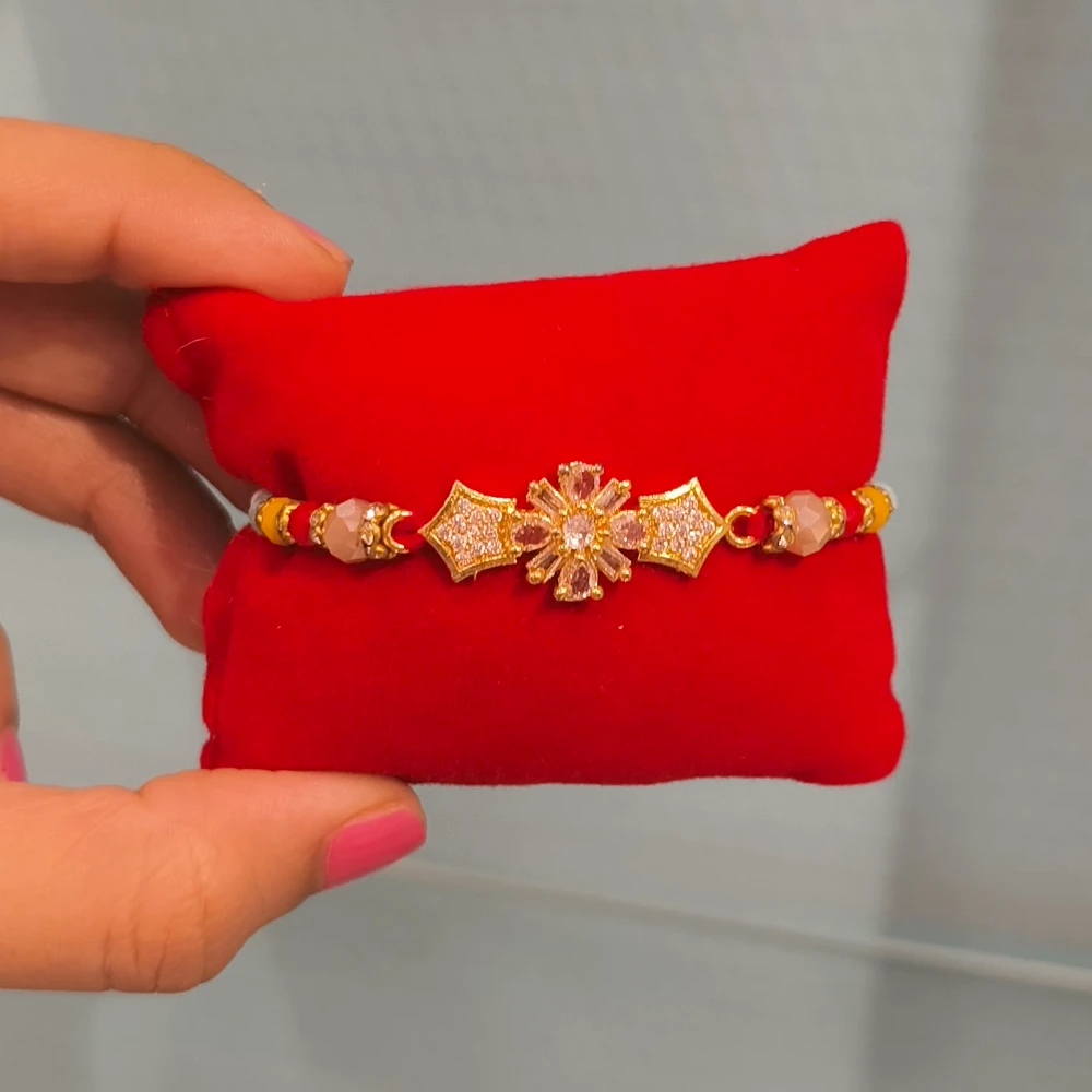 FLOWER CUSHION RAKHI
