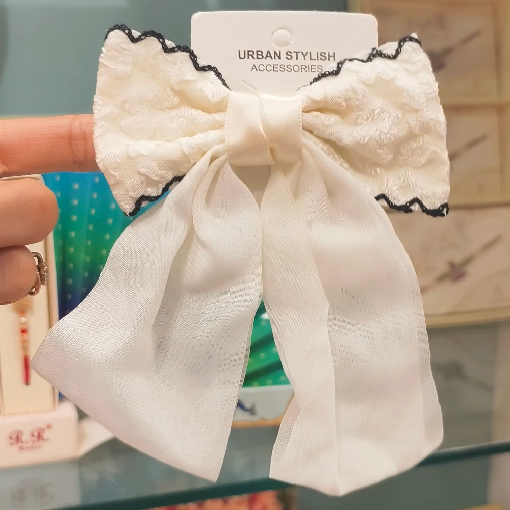 RAHMA WHITE BOW