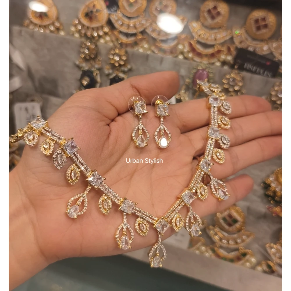 ESRA AMERICAN DIAMOND NECKLACE WITH EARRINGS