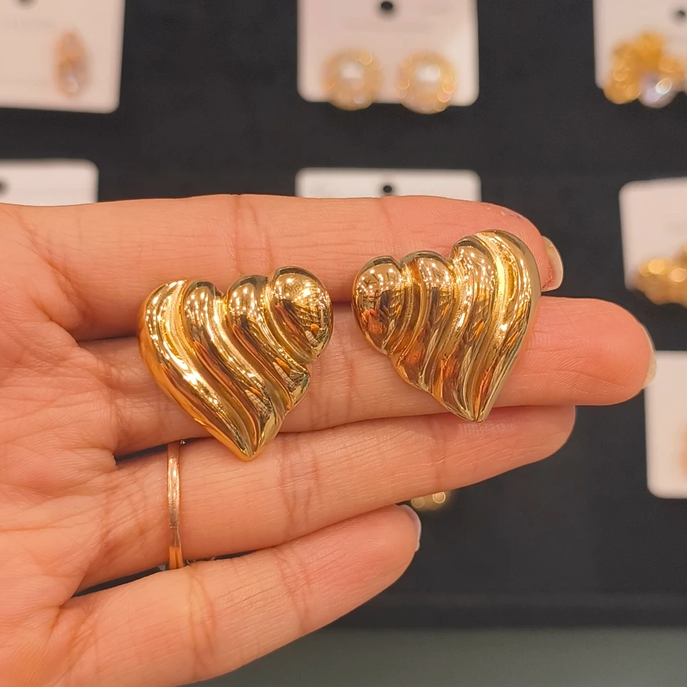 STAINLESS STEEL SOFTY HEART EARRINGS