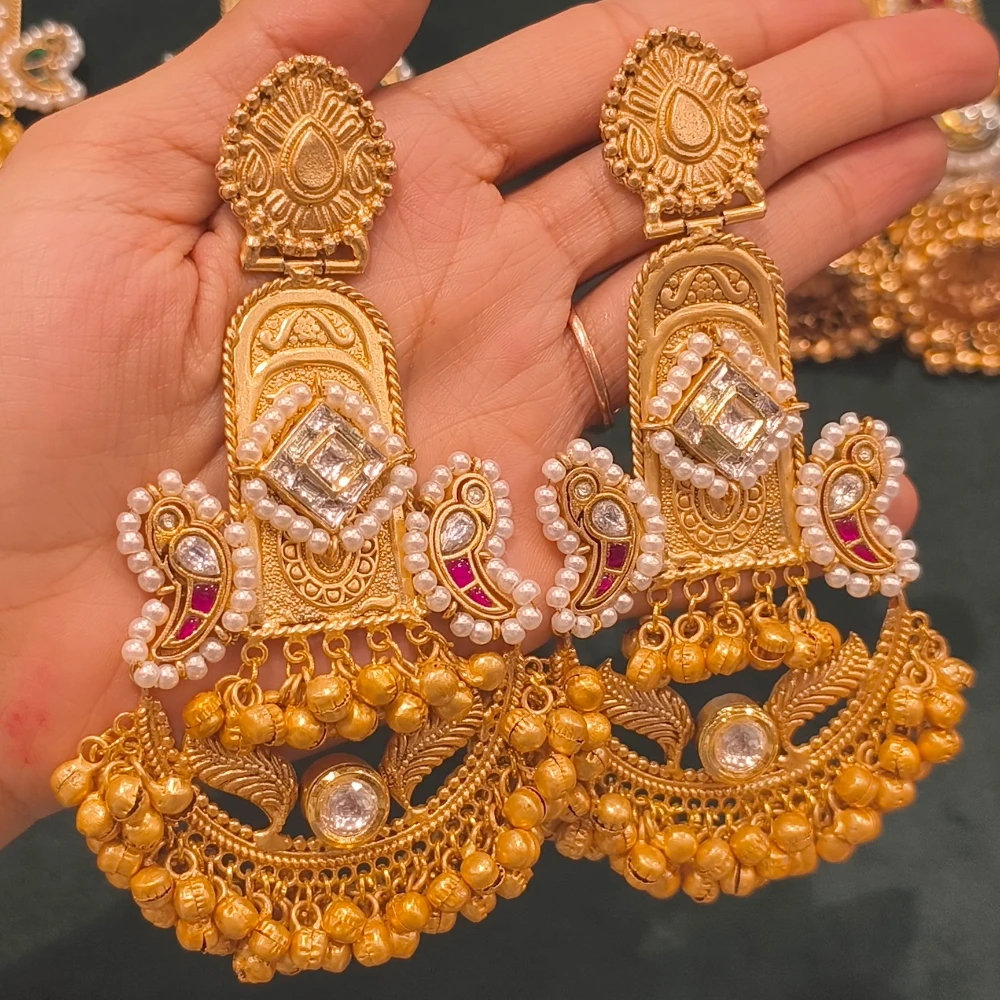 AMEERA PACHI KUNDAN GOLDEN REPLICA EARRINGS
