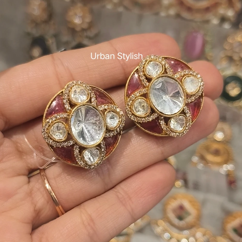HAFSA MOSSIONITE STUDS