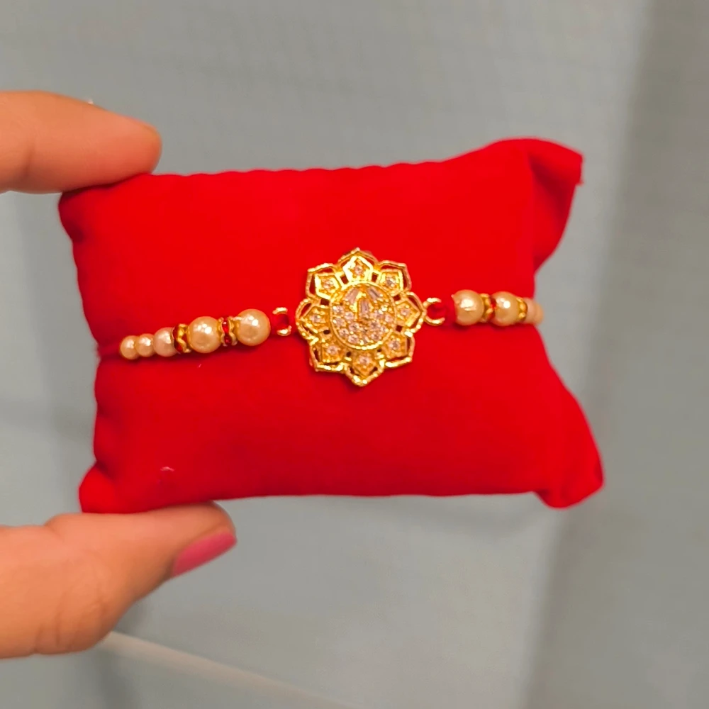 ROUND CUSHION RAKHI