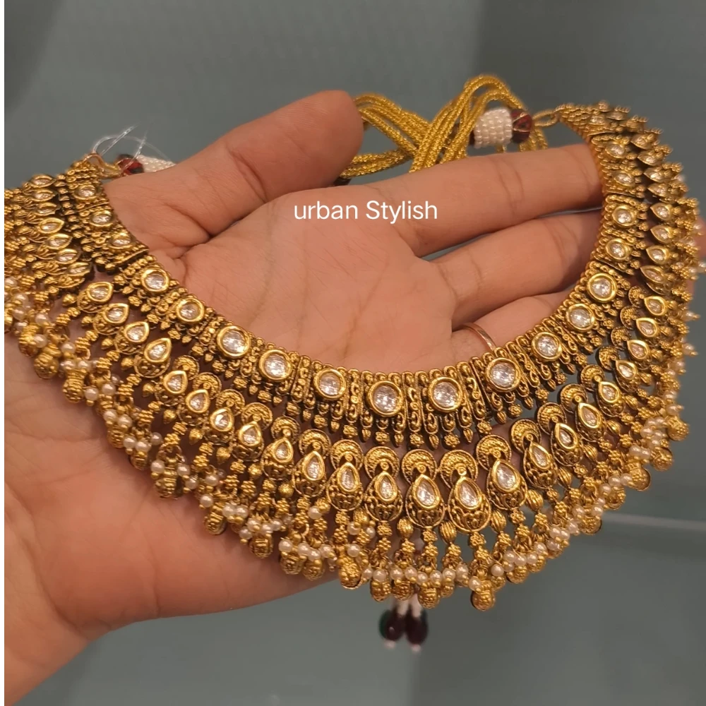 ZAYRA ANTIQUE GOLD PLATED NECKLACE WITH EARRINGS