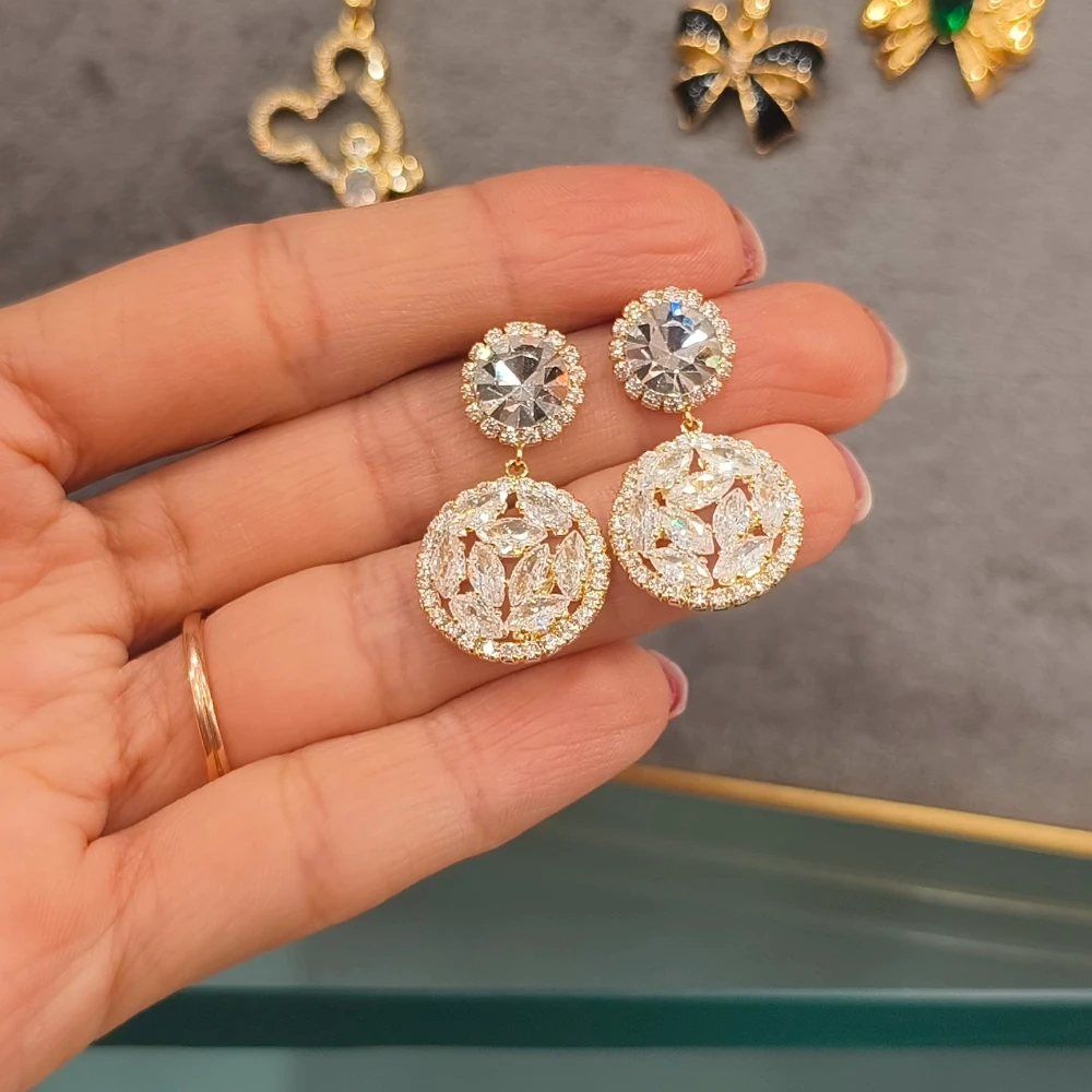 CIRCLE ON CIRCLE EARRING
