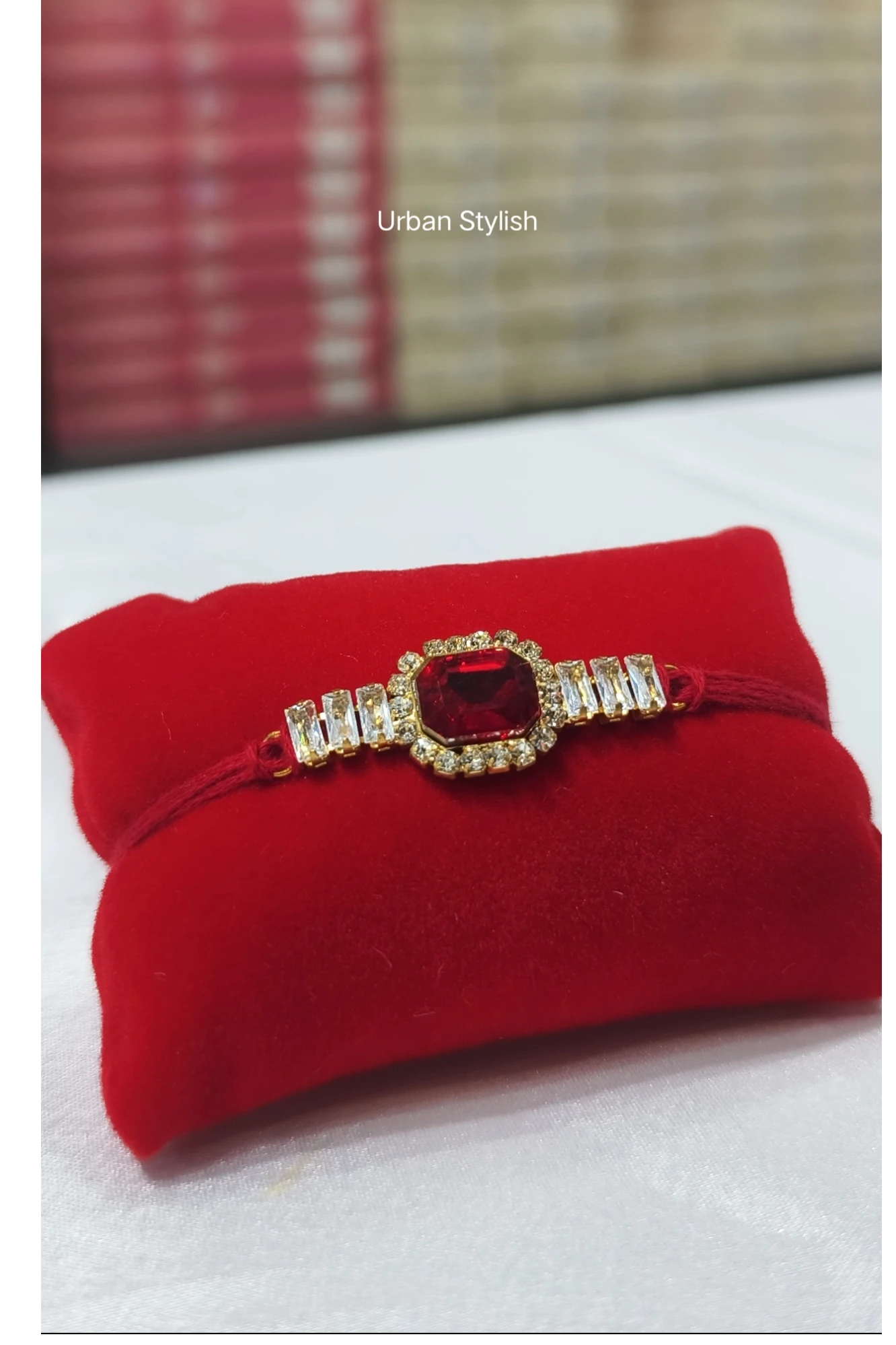 RED MOTI RAKHI (A7)