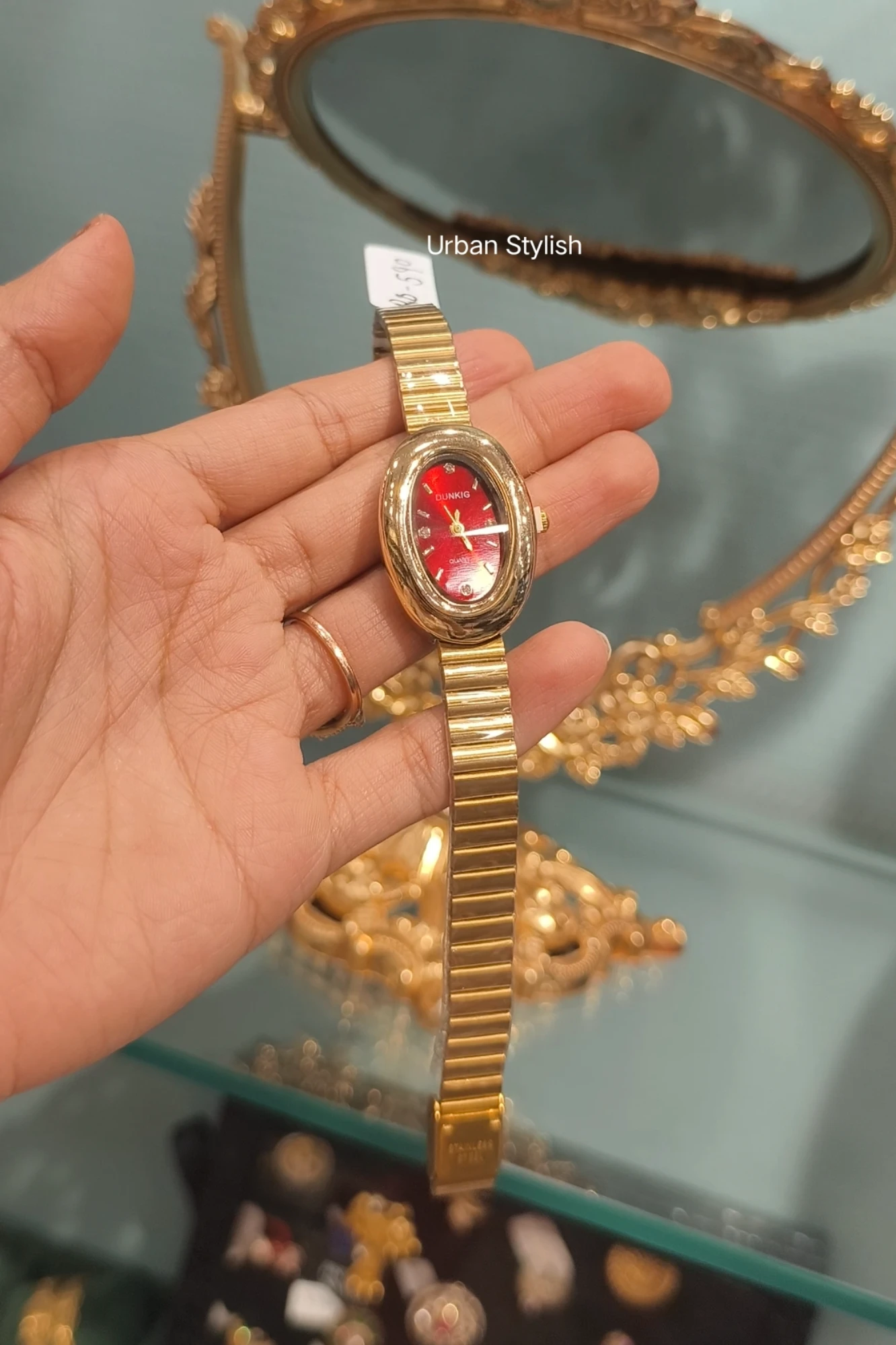 ROYAL RED FANCY WATCH (16A)