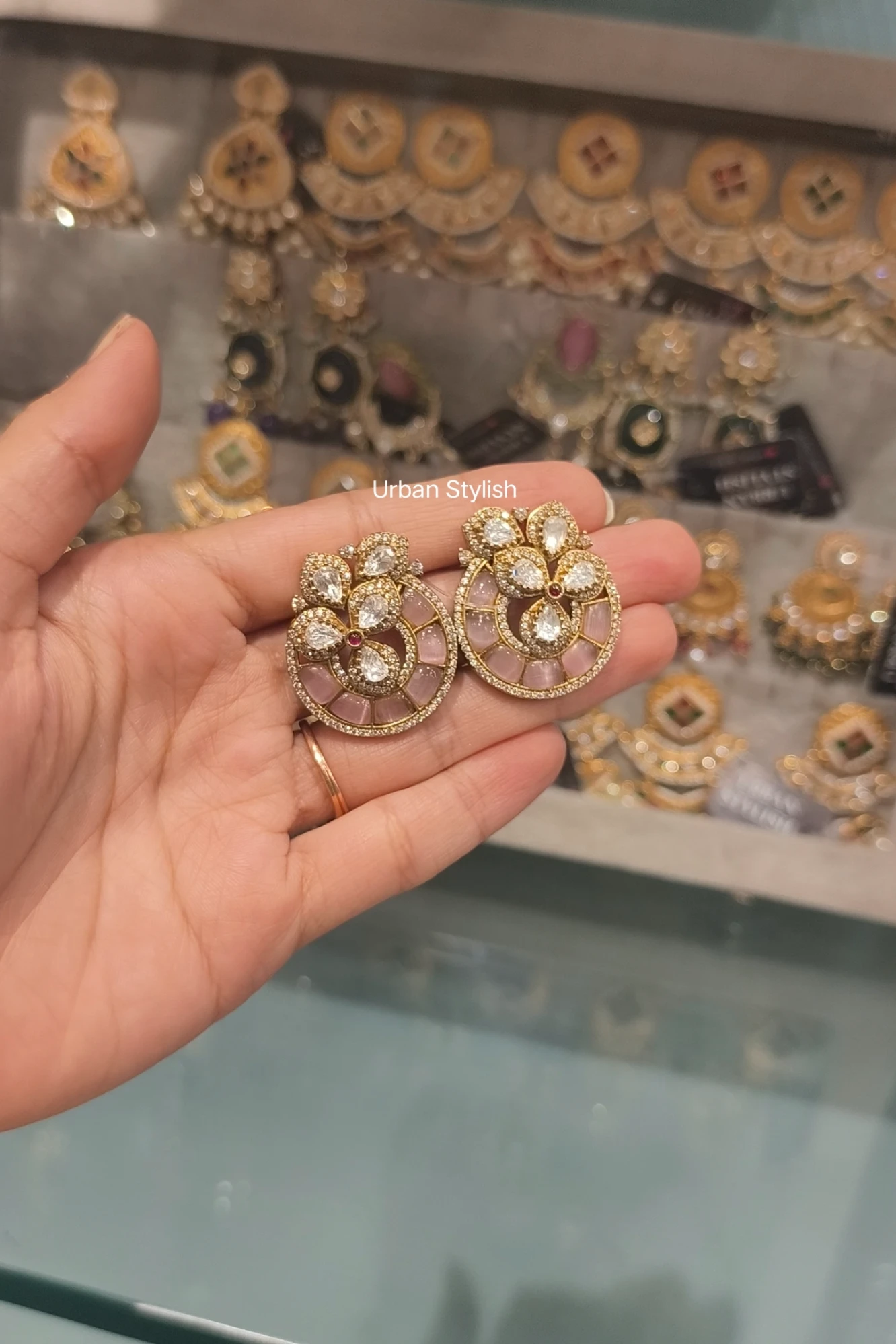 SAFIYA MOSSIONITE STUDS